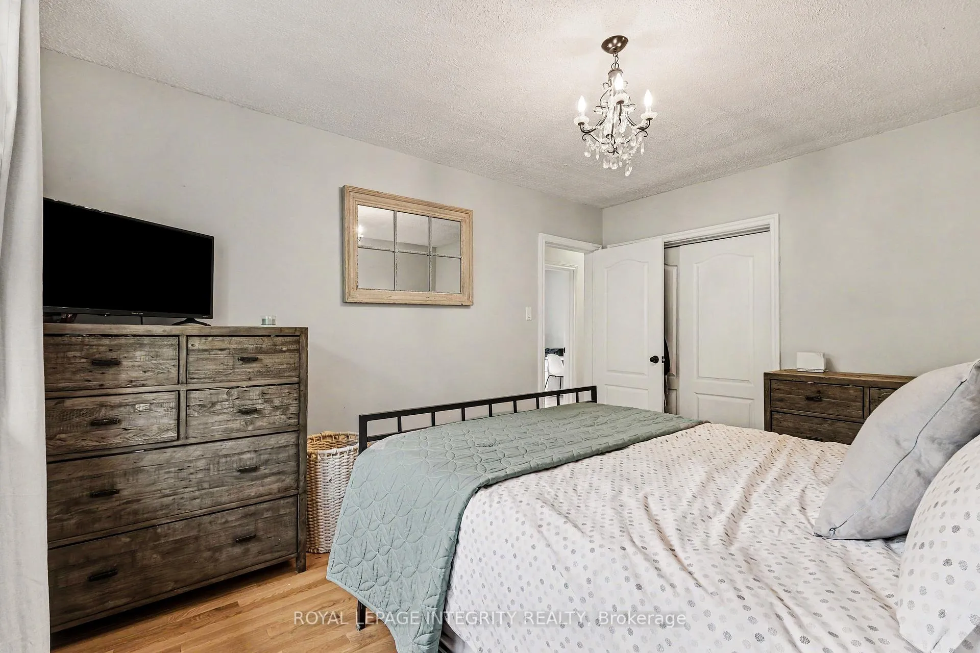 Photo 17 of 1456 Lepage Avenue, Ottawa, Carlington — HOMEH