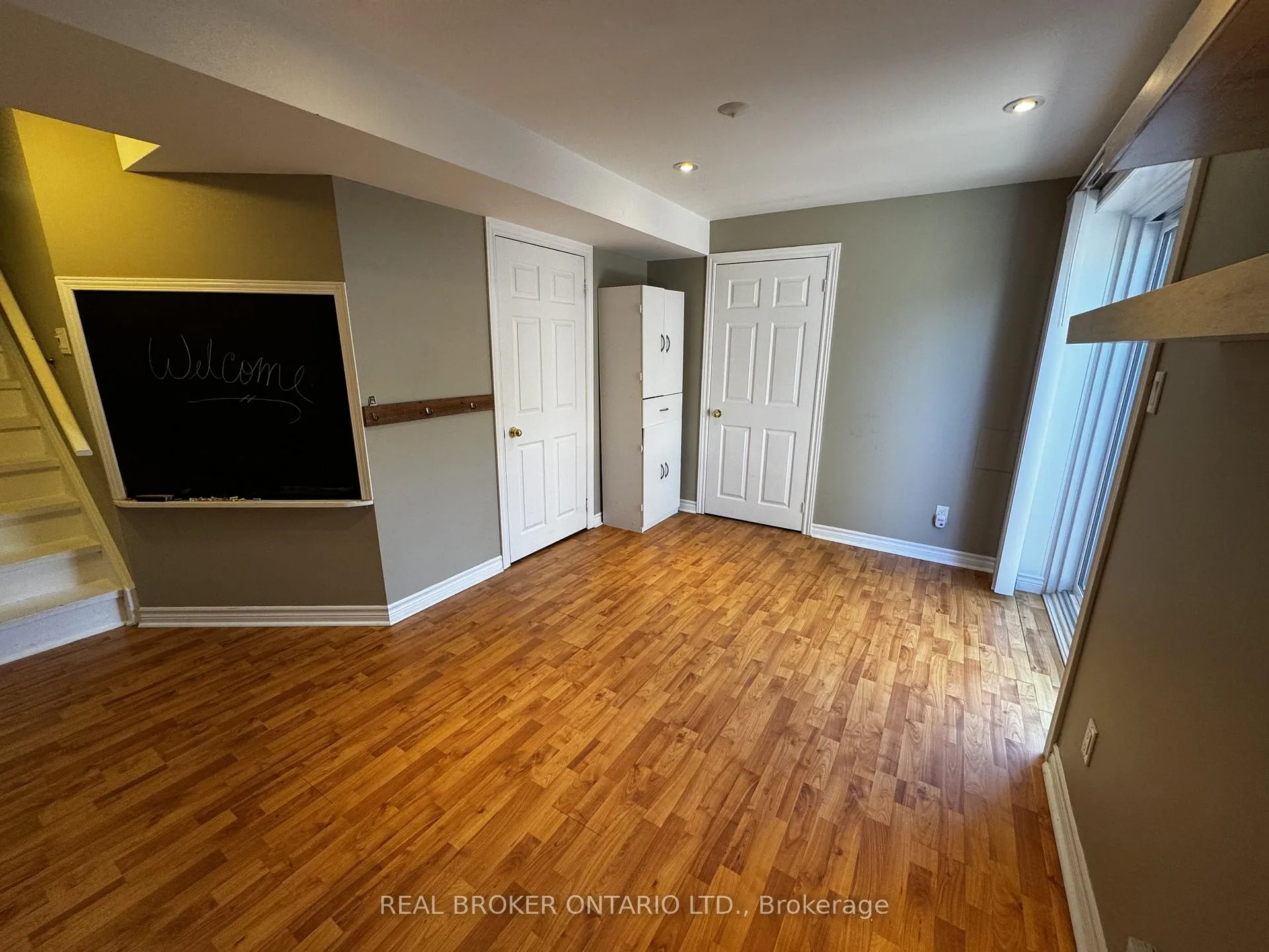 Photo 15 of 72 Wyatt Lane S, Aurora, Bayview Wellington — HOMEH