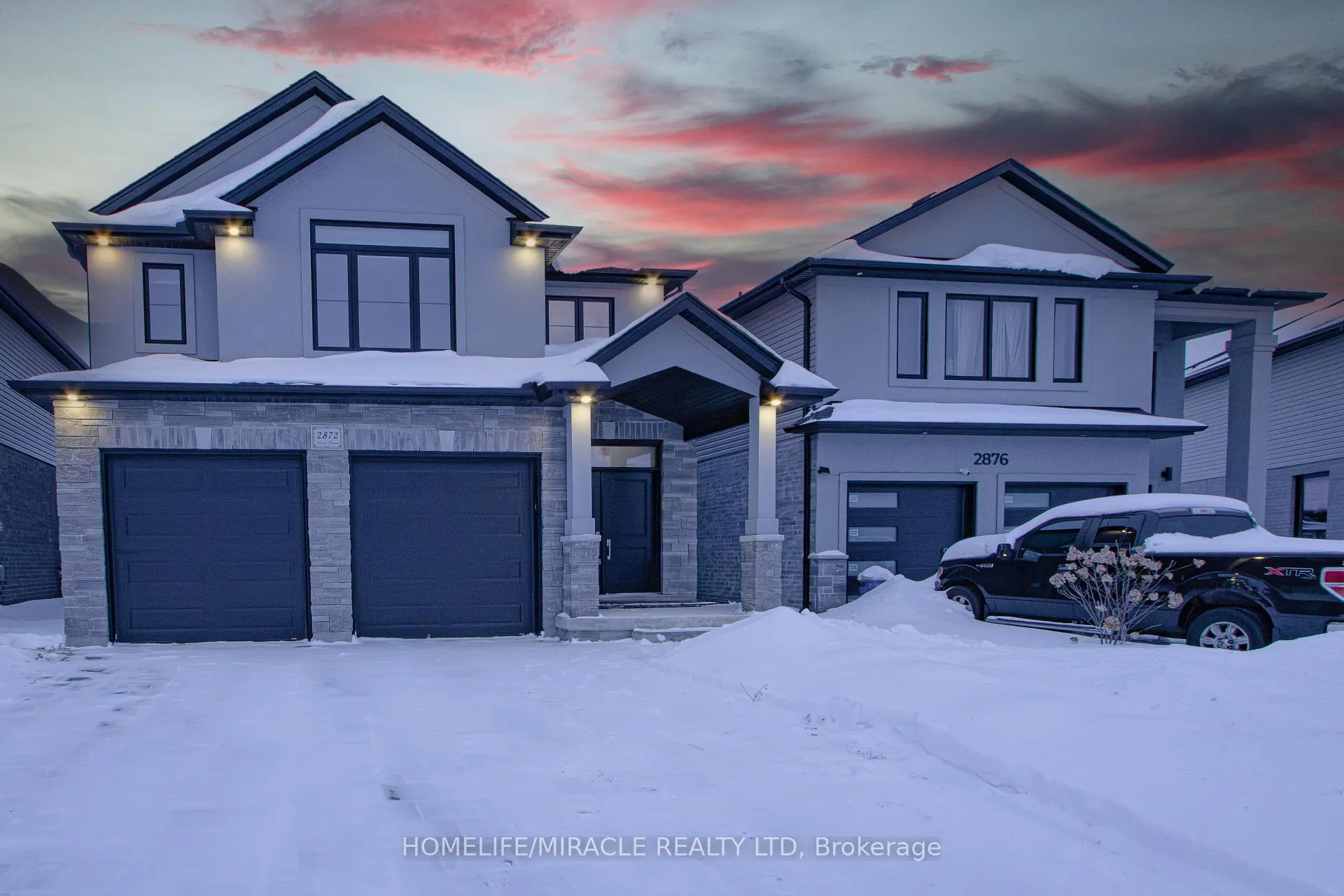Photo 2 of 2872 Doyle Drive, London, South U — HOMEH
