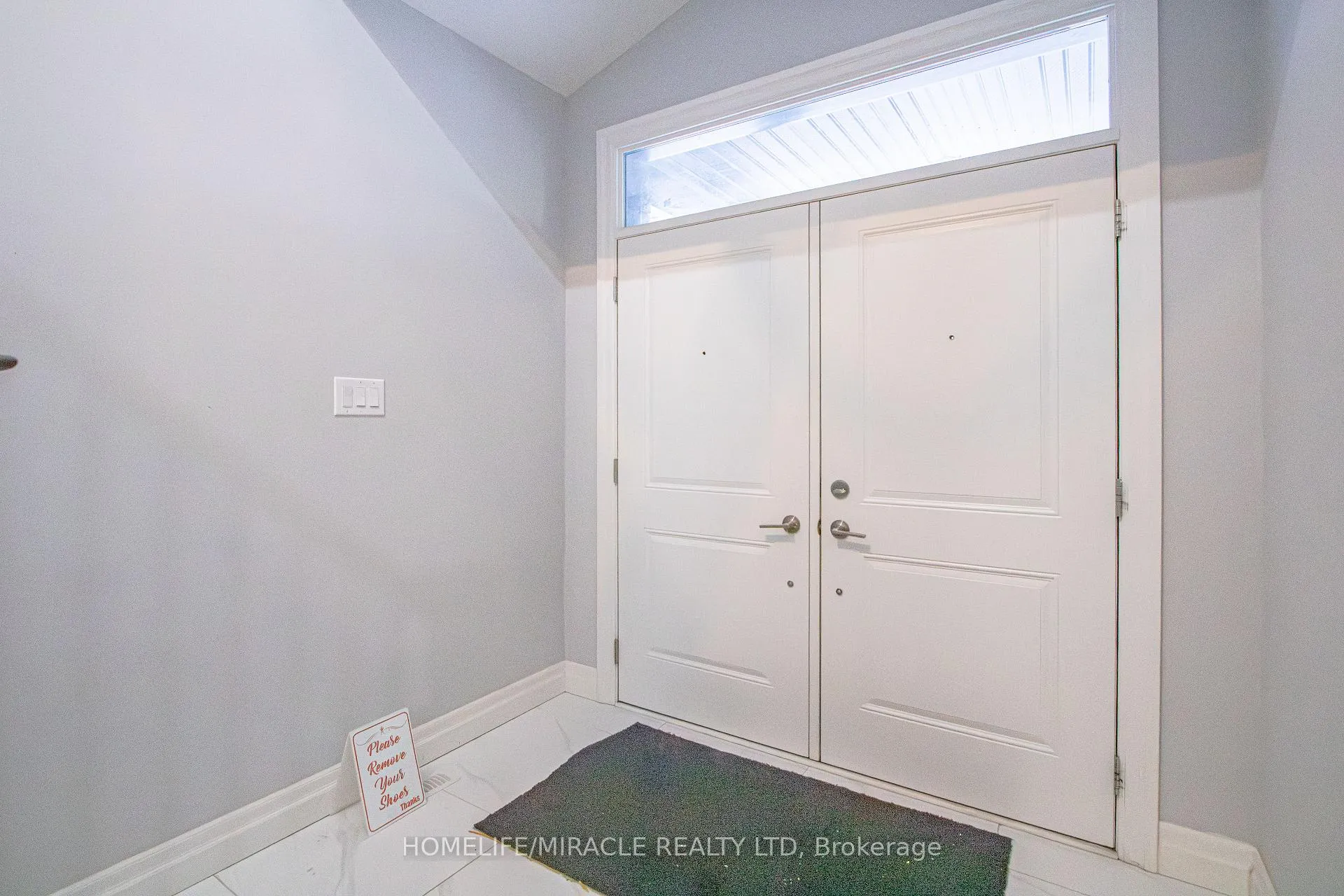 Photo 6 of 2872 Doyle Drive, London, South U — HOMEH