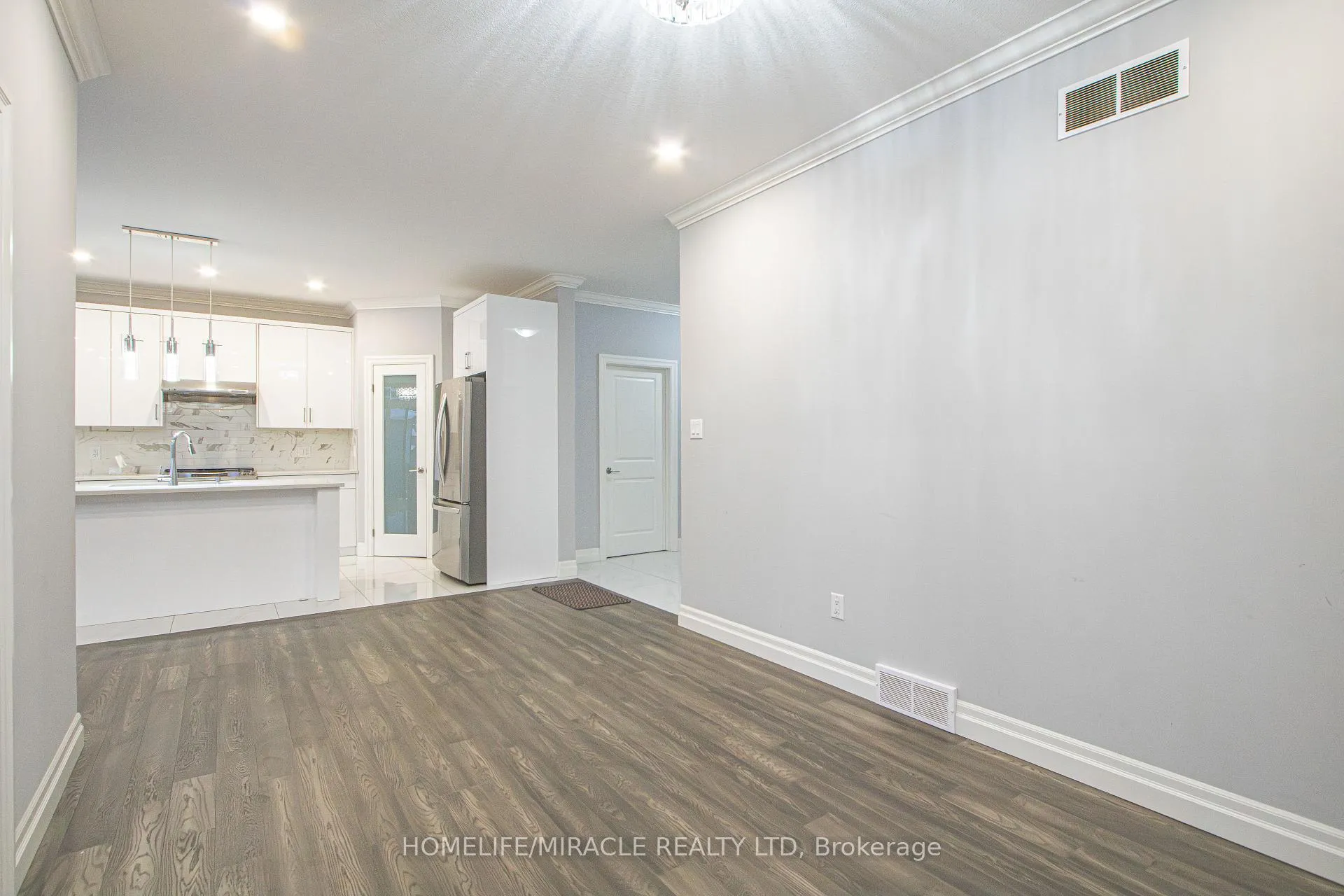 Photo 21 of 2872 Doyle Drive, London, South U — HOMEH
