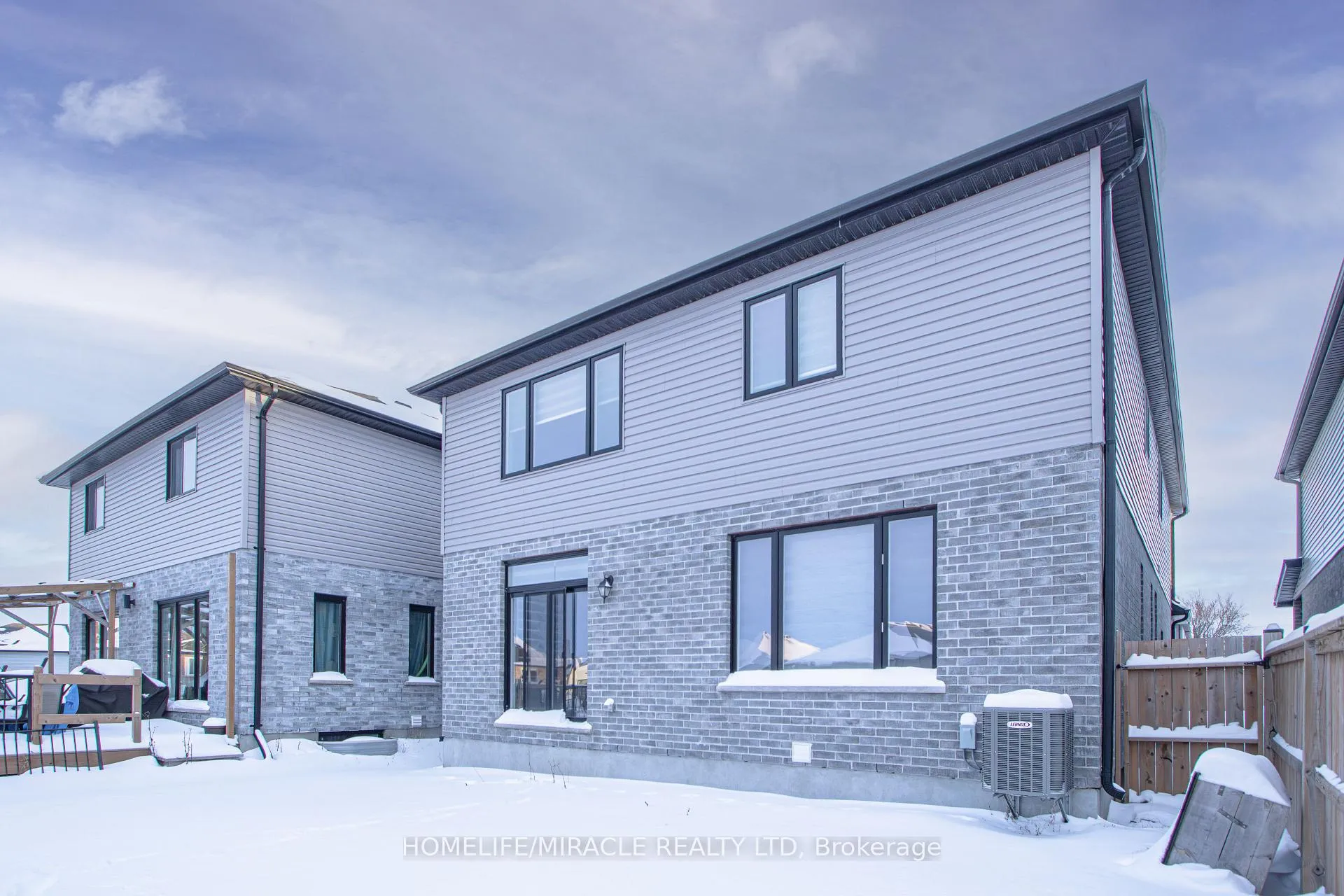 Photo 49 of 2872 Doyle Drive, London, South U — HOMEH