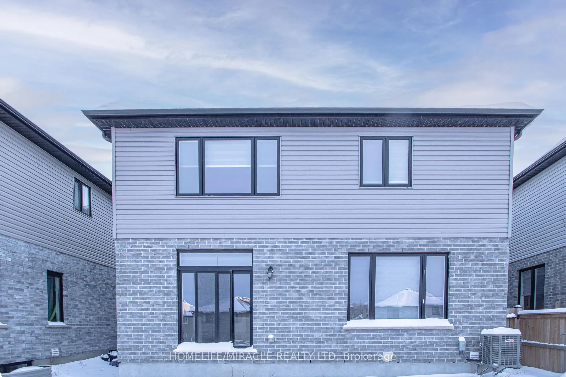 Photo 50 of 2872 Doyle Drive, London, South U — HOMEH