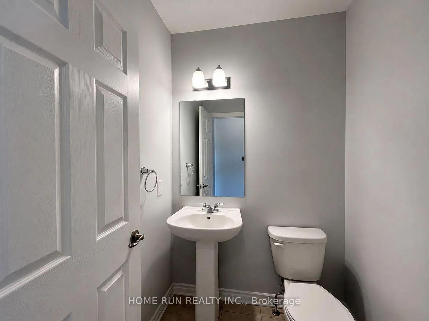 Photo 3 of 412 Cope Drive, Ottawa, Kanata - Emerald Meadows/Trailwest — HOMEH