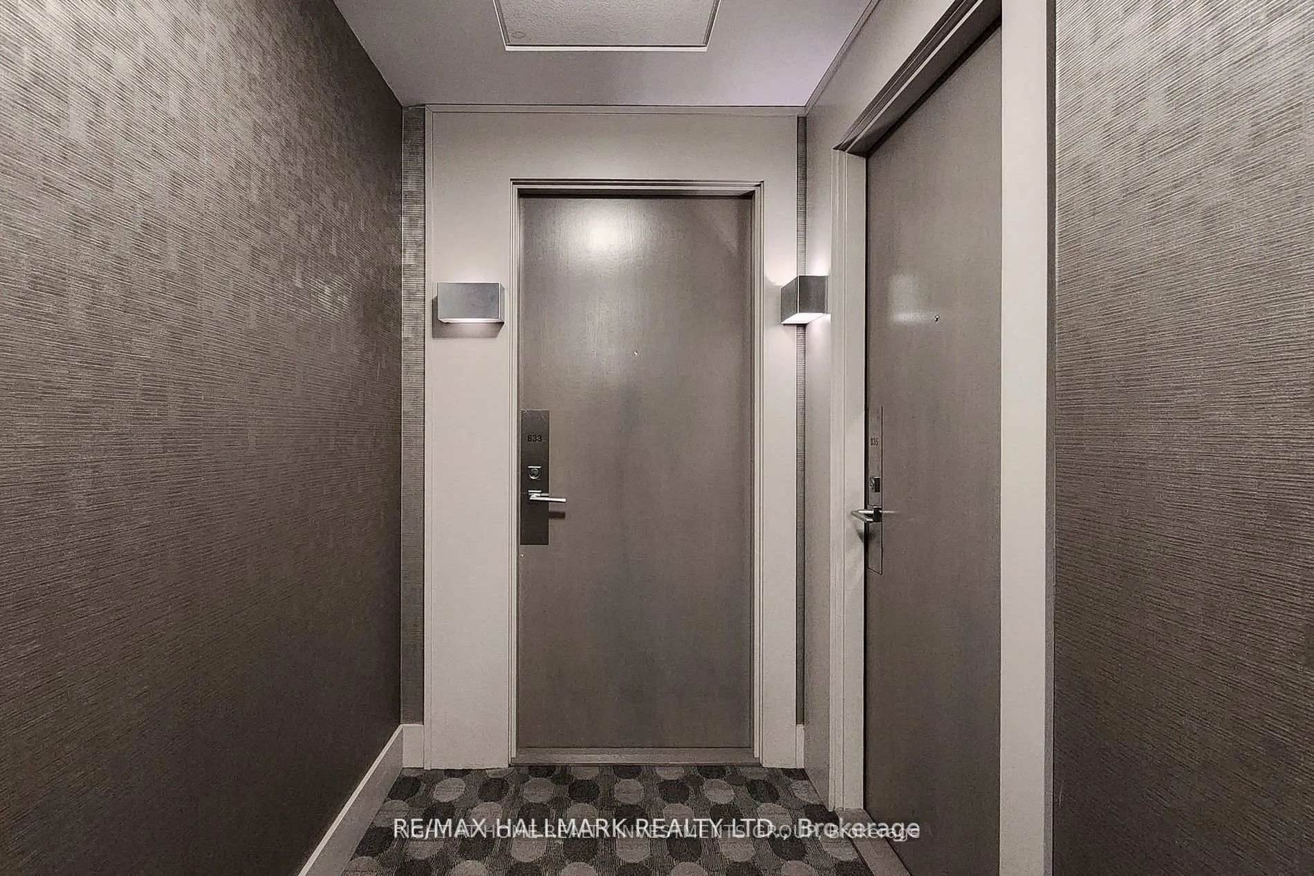 Photo 3 of Unit 833, 7165 Yonge Street, Markham, Grandview — HOMEH