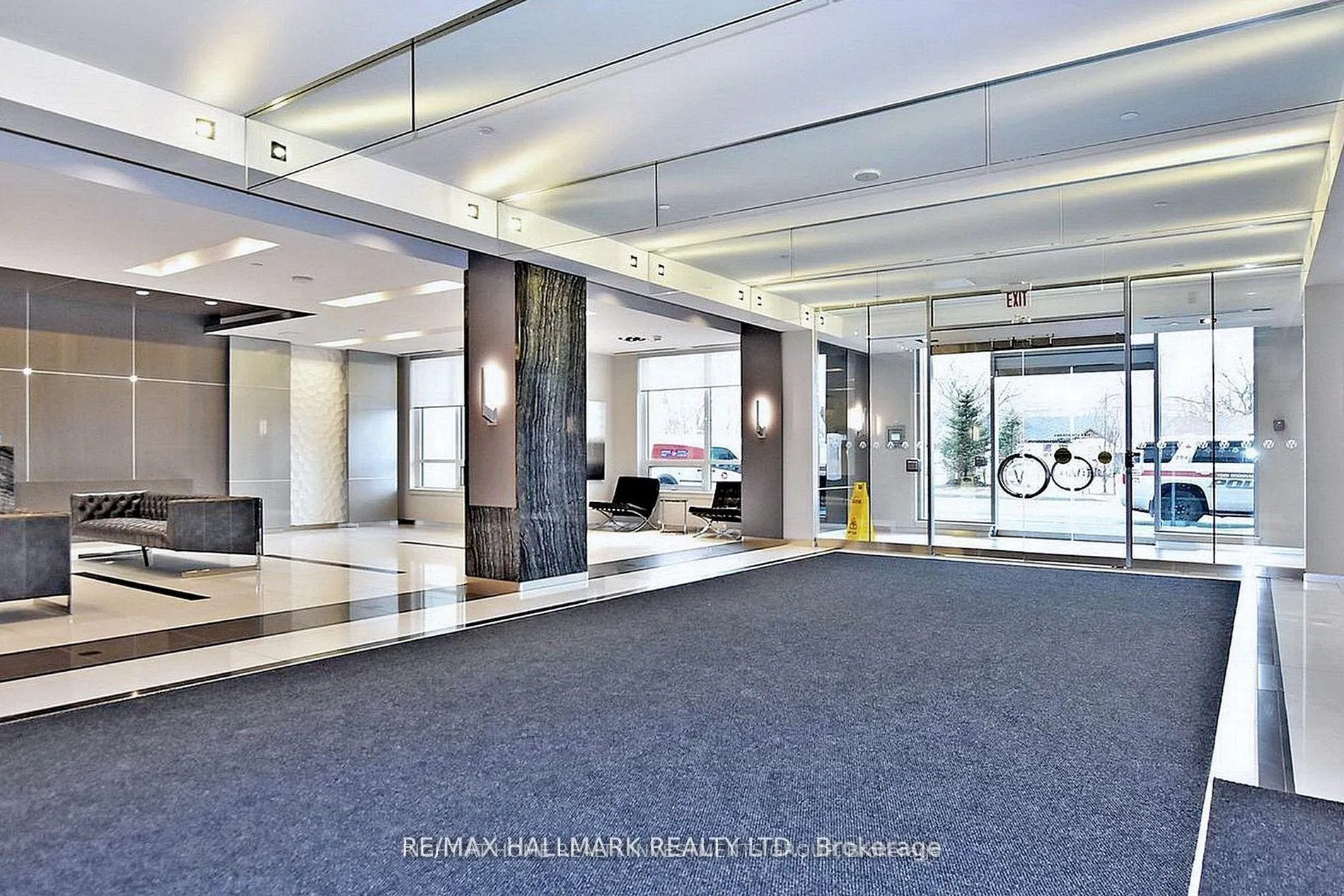 Photo 14 of Unit 833, 7165 Yonge Street, Markham, Grandview — HOMEH