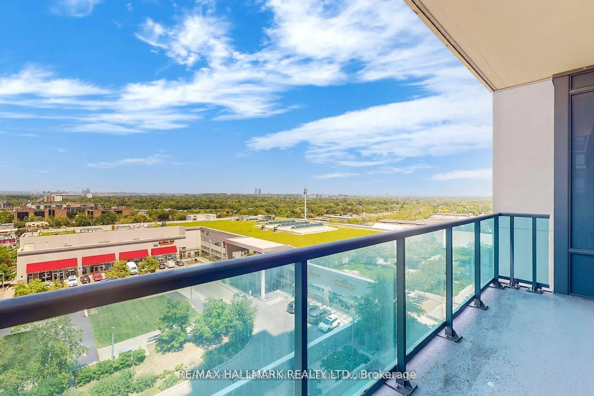 Photo 24 of Unit 833, 7165 Yonge Street, Markham, Grandview — HOMEH