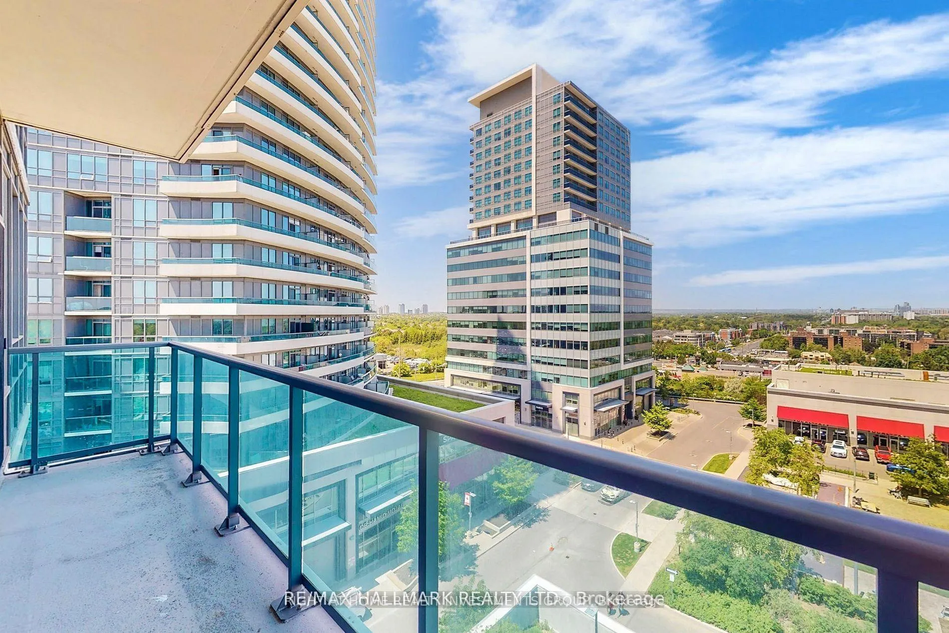 Photo 28 of Unit 833, 7165 Yonge Street, Markham, Grandview — HOMEH