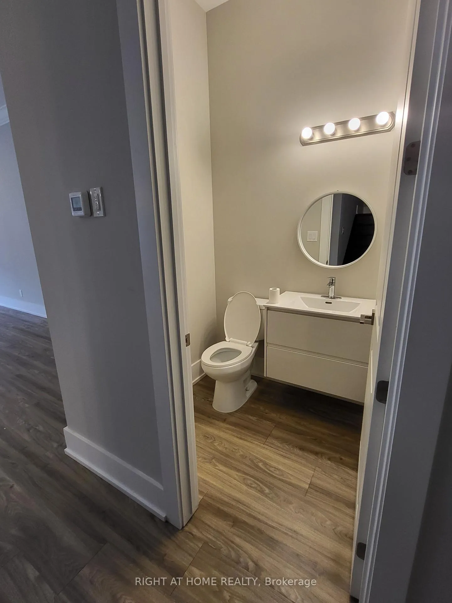Photo 8 of 1048 Hansler Road, Welland, N. Welland — HOMEH