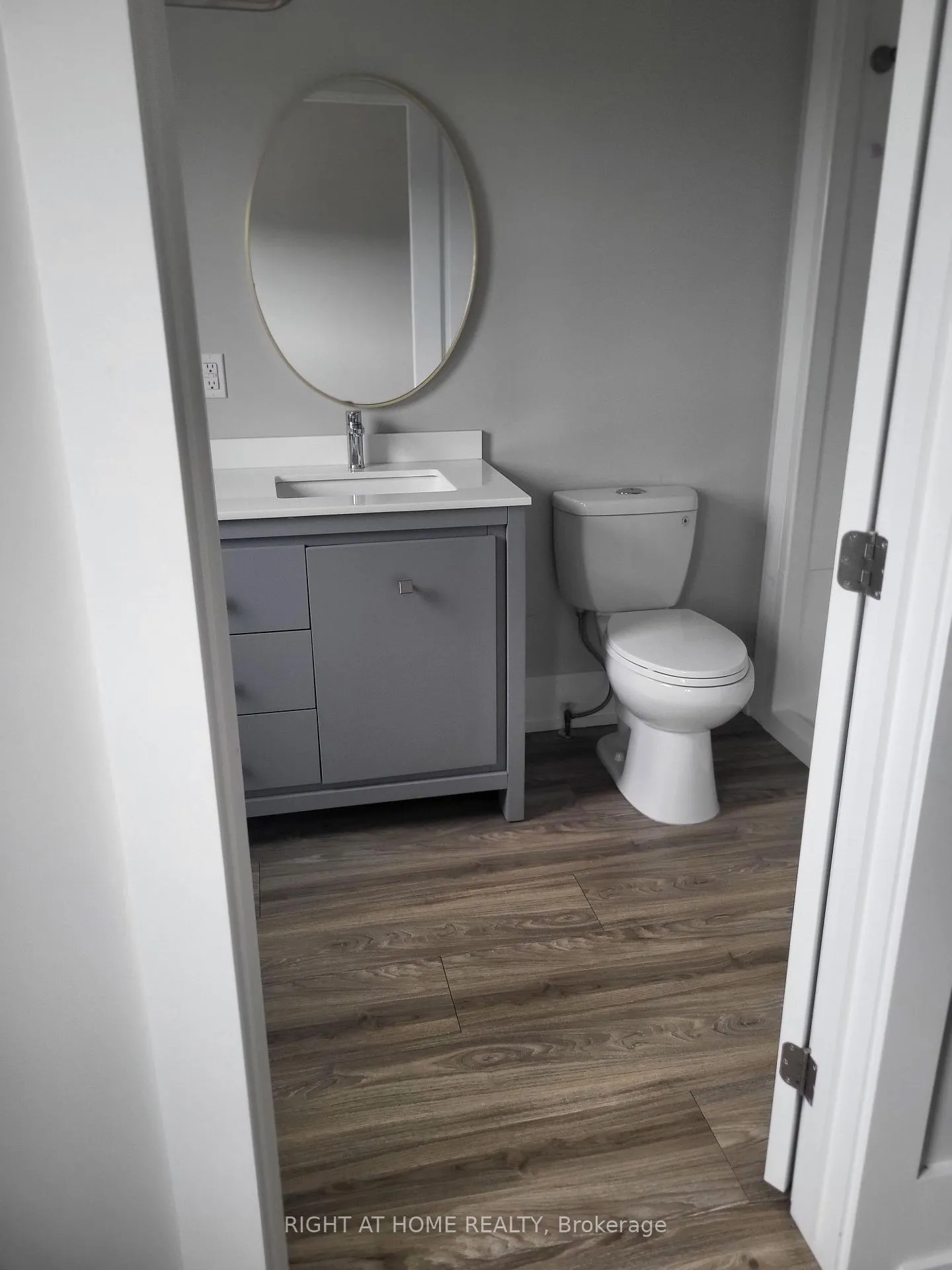 Photo 18 of 1048 Hansler Road, Welland, N. Welland — HOMEH
