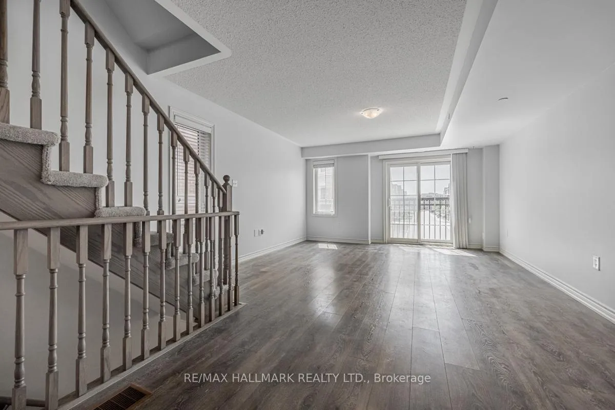 Photo 2 of 2496 Rosedrop Path, Oshawa, Windfields — HOMEH