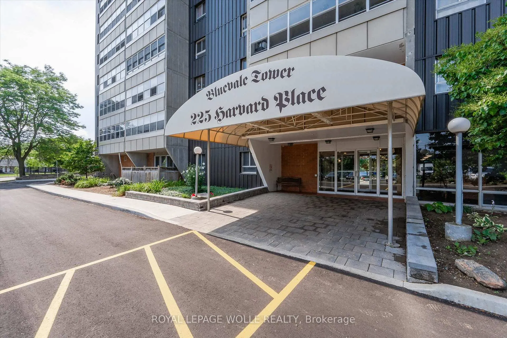 Photo 6 of Unit 1510, 225 Harvard Place, Waterloo, Lincoln Heights — HOMEH