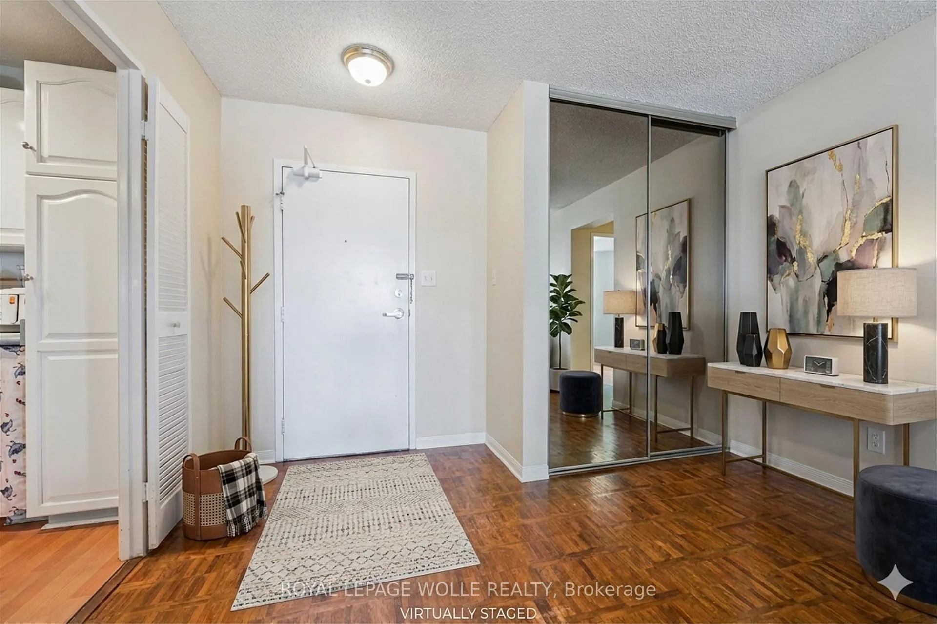 Photo 8 of Unit 1510, 225 Harvard Place, Waterloo, Lincoln Heights — HOMEH
