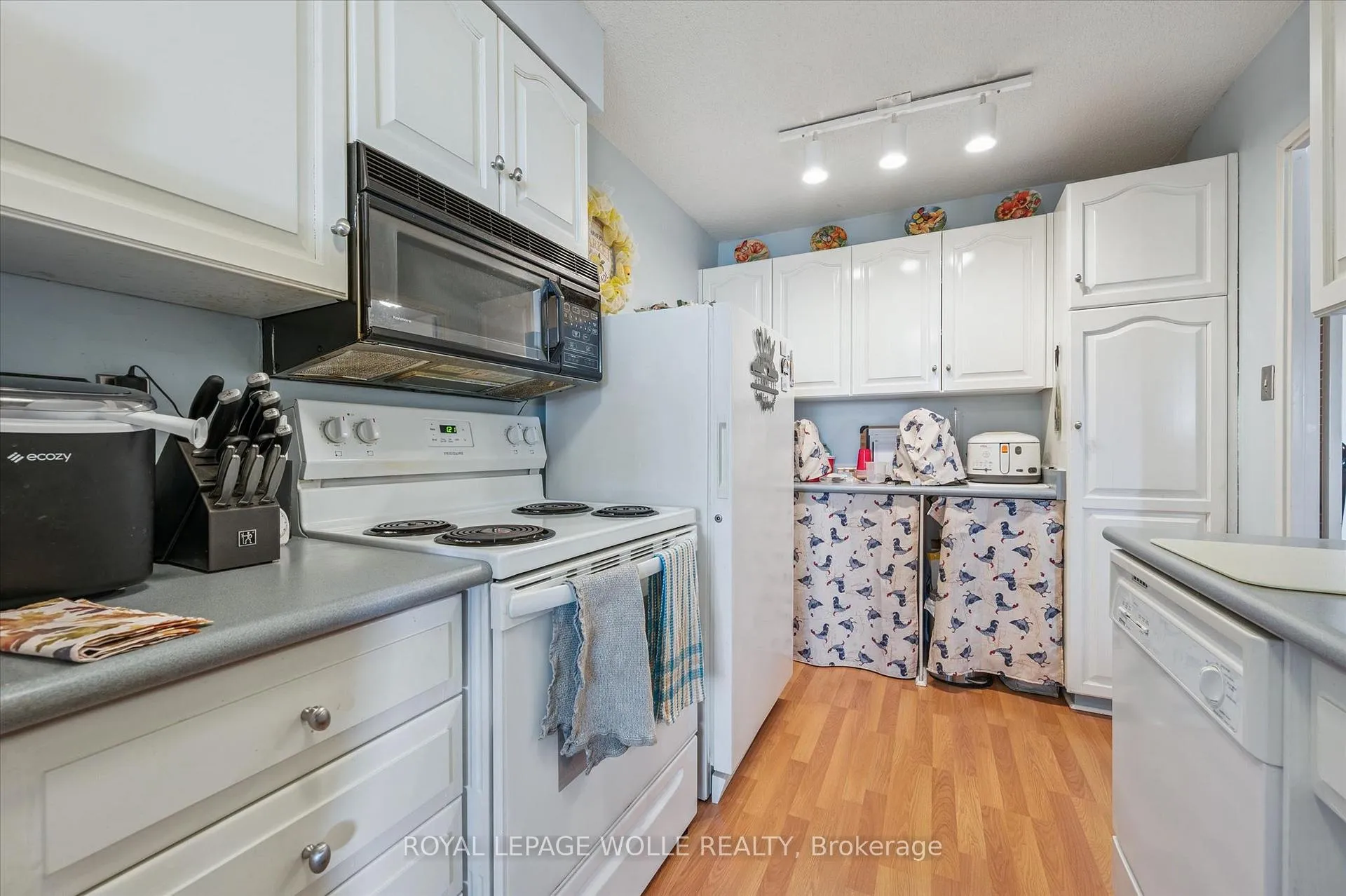 Photo 10 of Unit 1510, 225 Harvard Place, Waterloo, Lincoln Heights — HOMEH