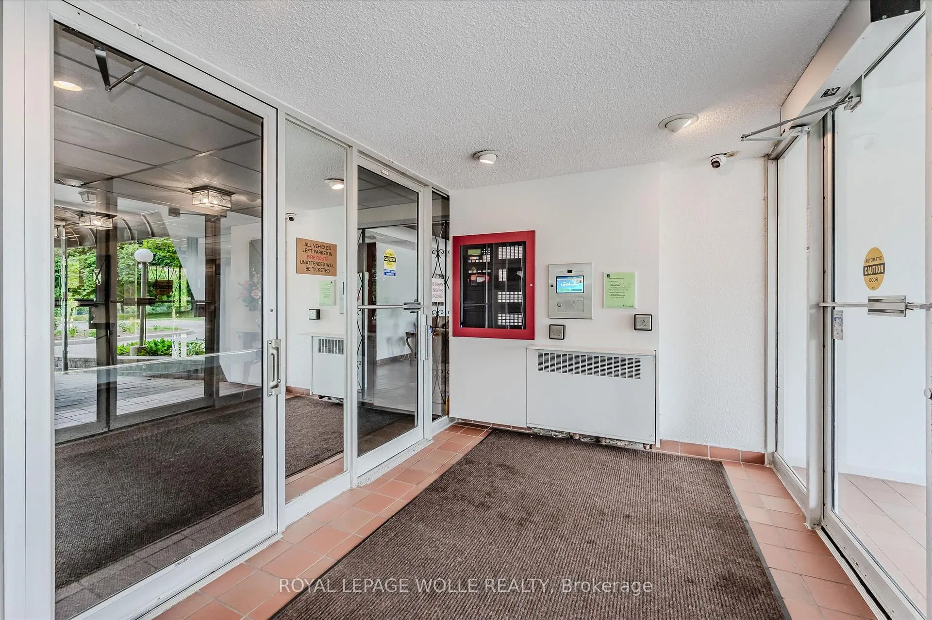 Photo 18 of Unit 1510, 225 Harvard Place, Waterloo, Lincoln Heights — HOMEH