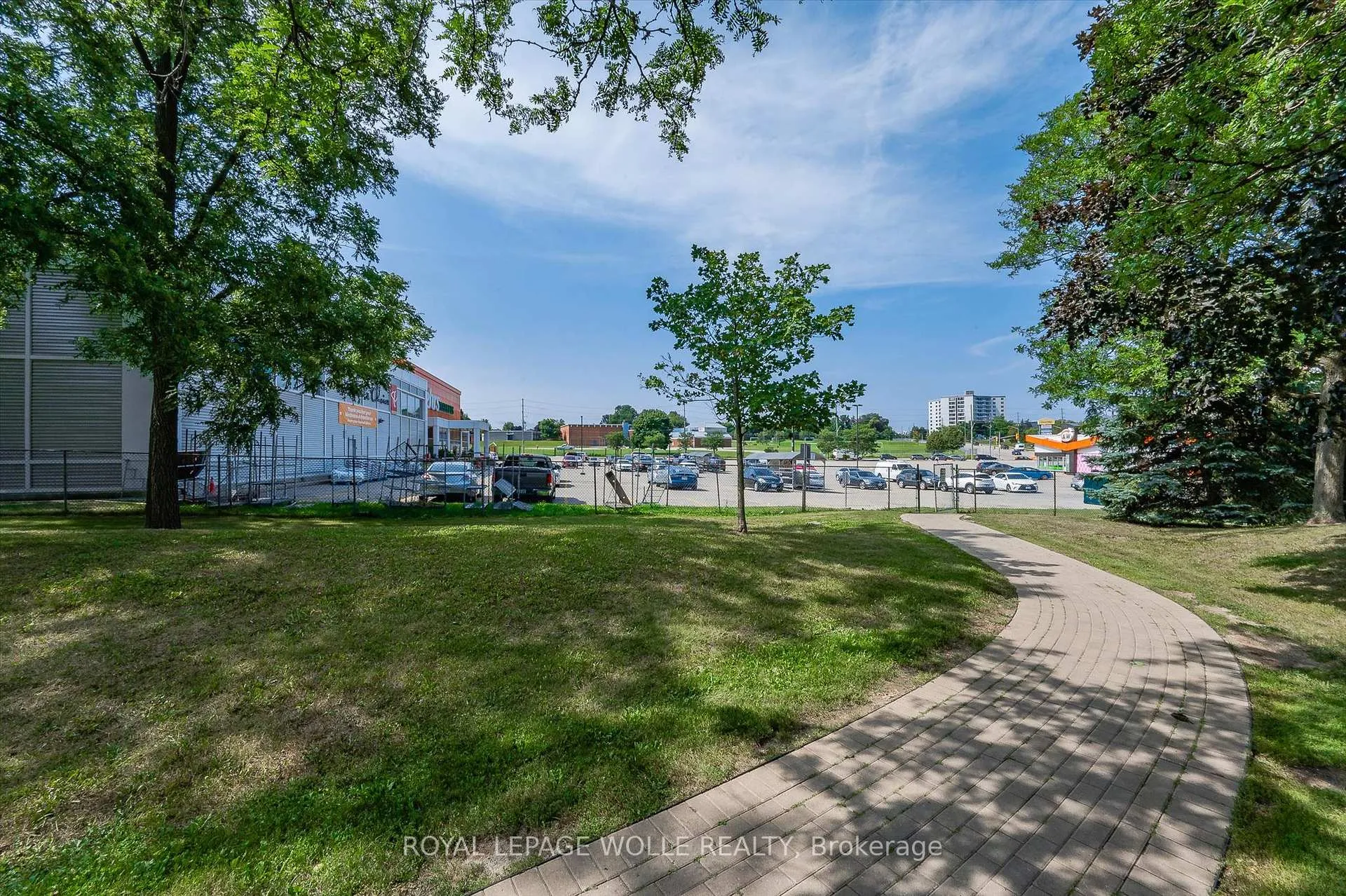 Photo 33 of Unit 1510, 225 Harvard Place, Waterloo, Lincoln Heights — HOMEH