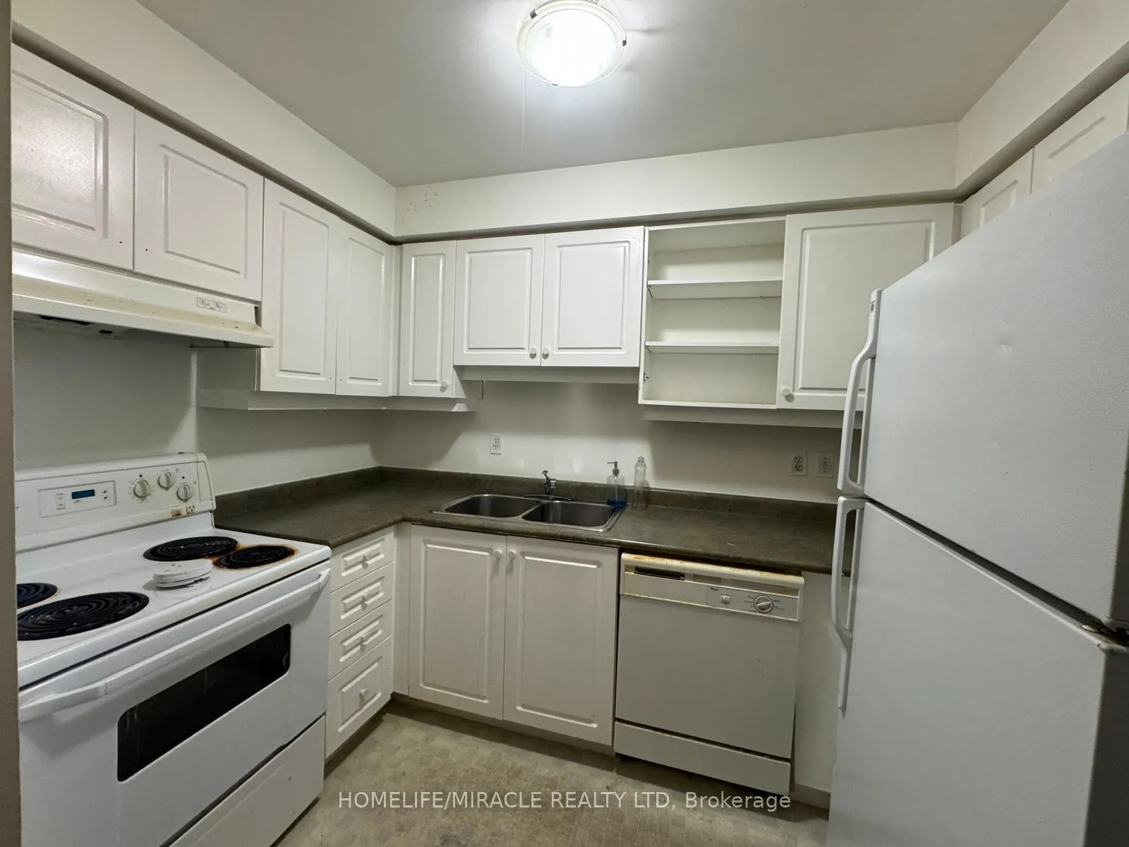 Photo 5 of Unit 7, 565 Kennedy Road, Scarborough, Kennedy Park — HOMEH