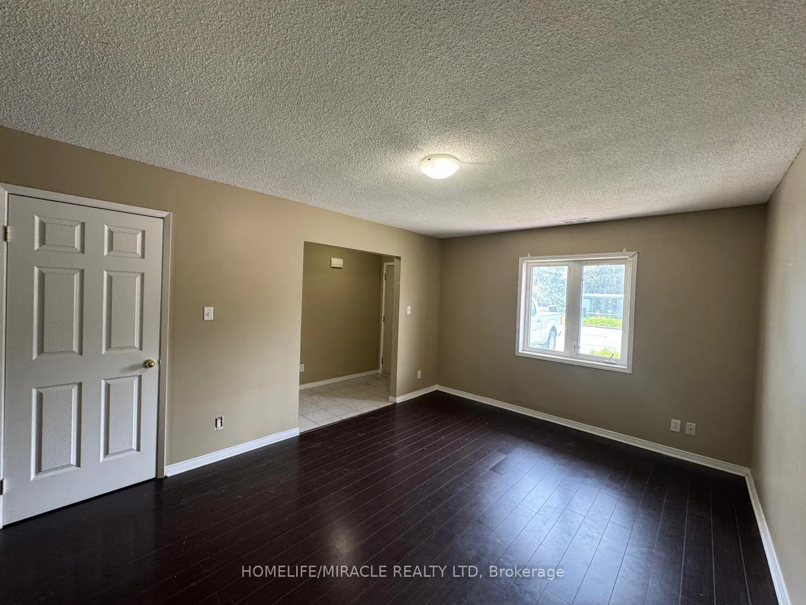 Photo 8 of Unit 7, 565 Kennedy Road, Scarborough, Kennedy Park — HOMEH