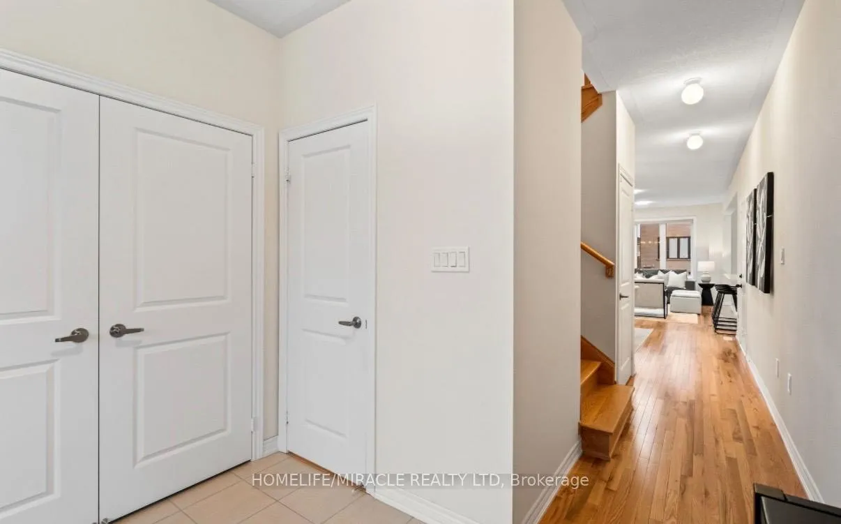 Photo 2 of Unit Upper floor, 1284 Klondike Drive, Oshawa, Kedron — HOMEH