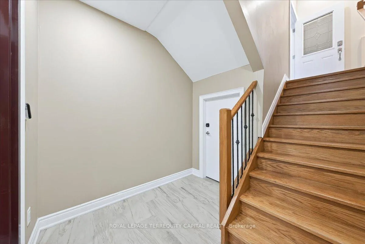 Photo 38 of 30 Indianola Crescent, Wasaga Beach — HOMEH