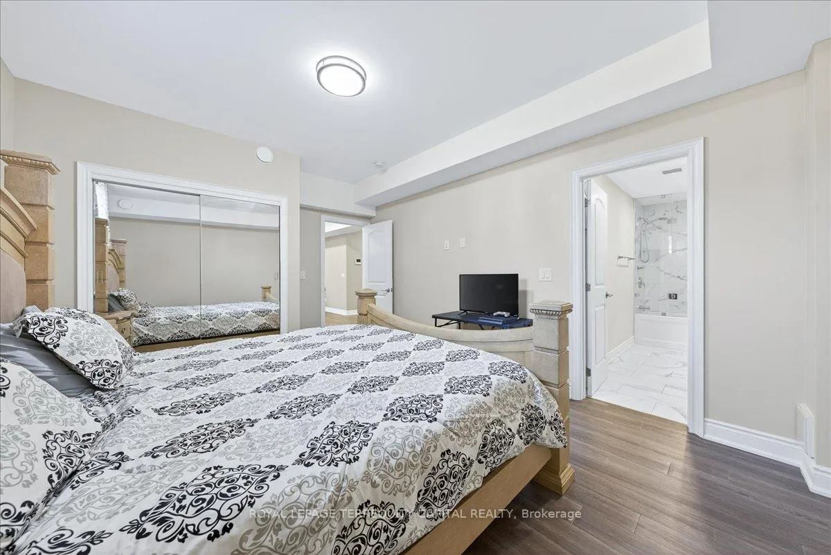 Photo 41 of 30 Indianola Crescent, Wasaga Beach — HOMEH
