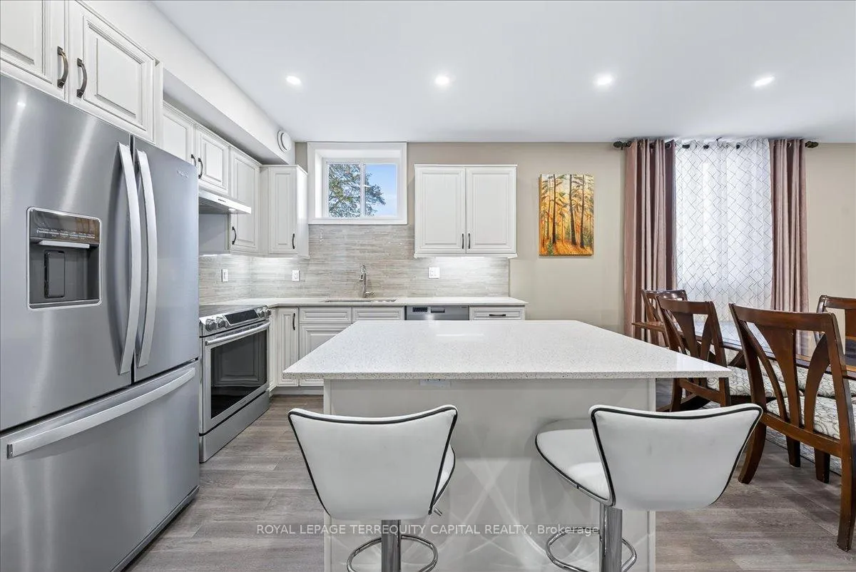 Photo 43 of 30 Indianola Crescent, Wasaga Beach — HOMEH