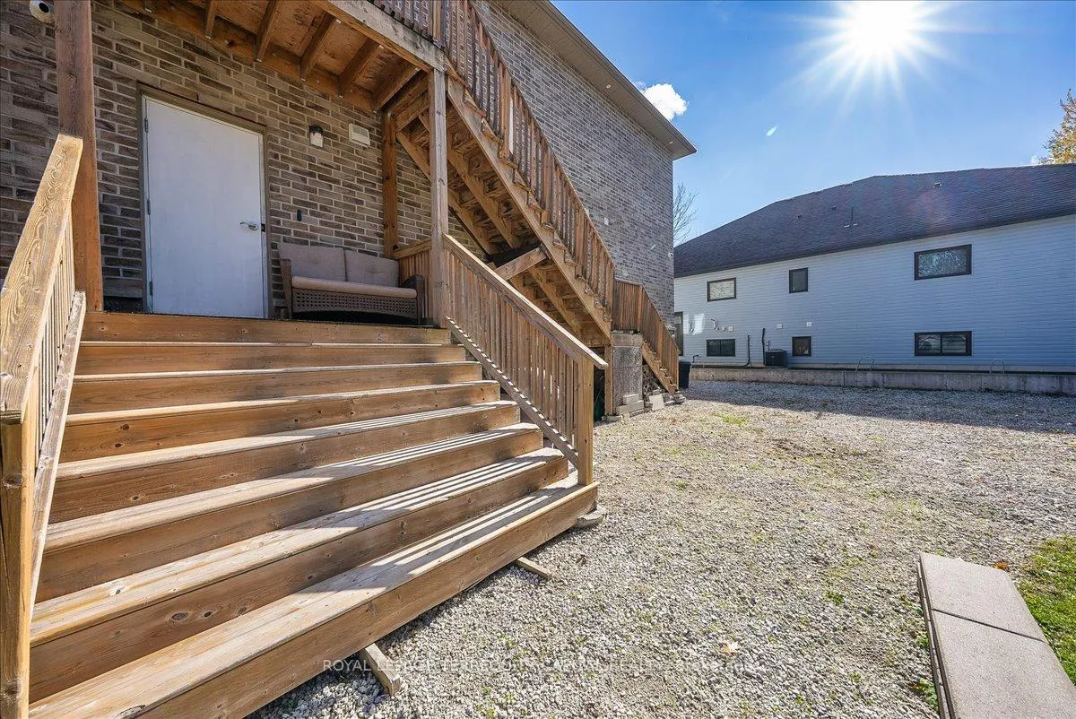 Photo 47 of 30 Indianola Crescent, Wasaga Beach — HOMEH