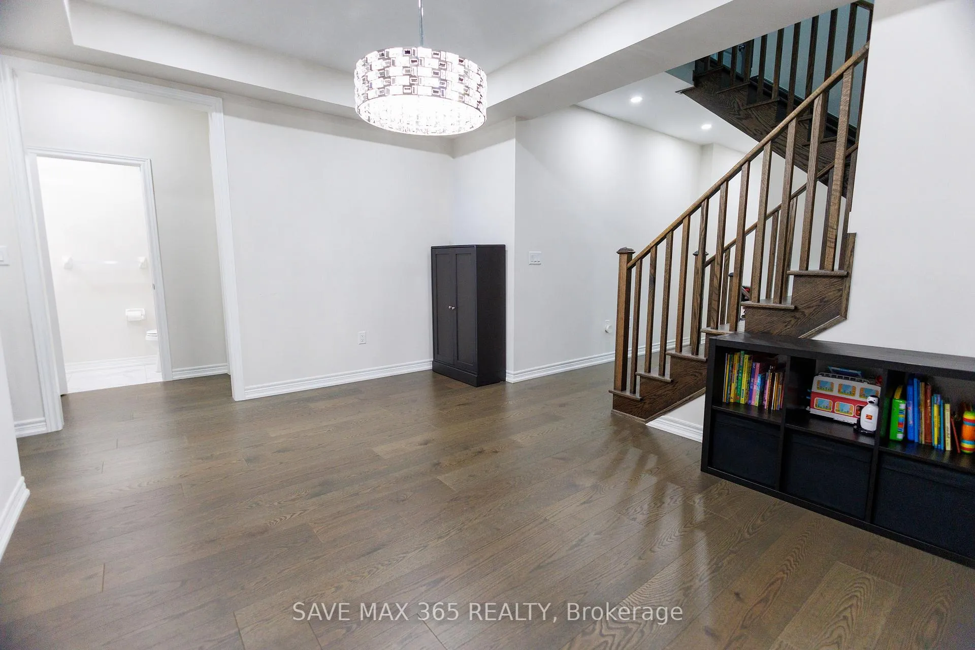 Photo 14 of 55 Canard Drive, Vaughan, Kleinburg — HOMEH