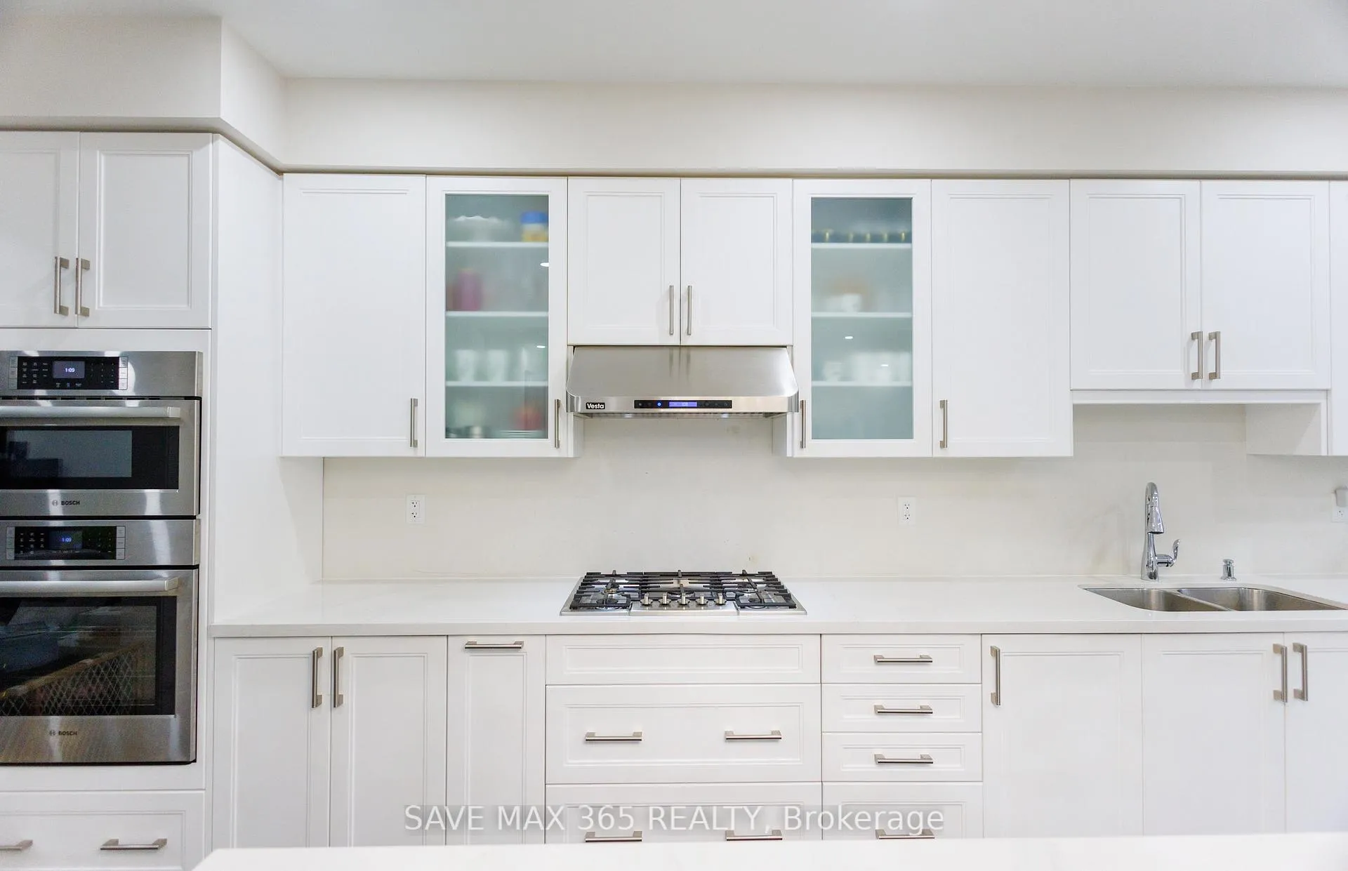 Photo 25 of 55 Canard Drive, Vaughan, Kleinburg — HOMEH