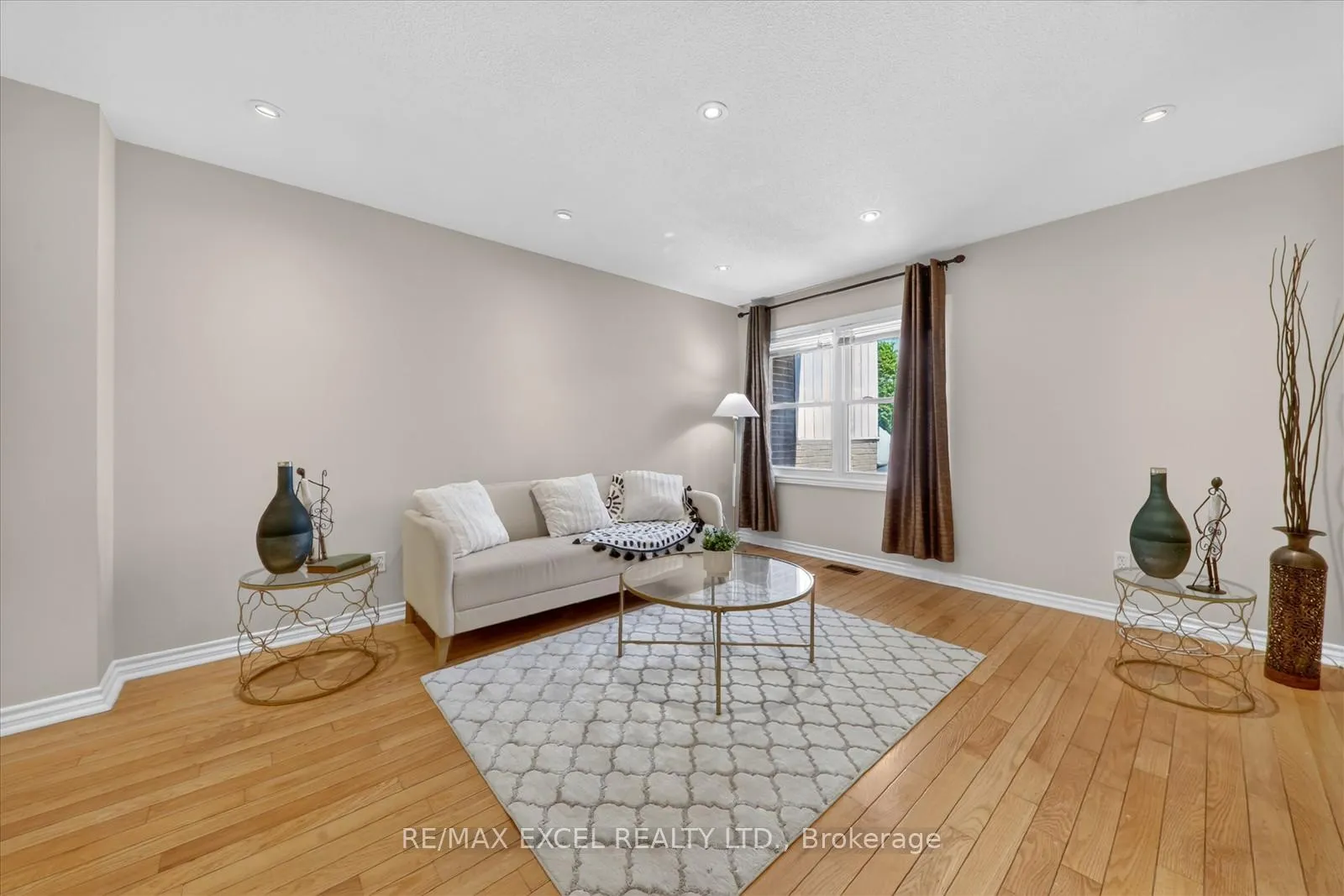 Photo 4 of 18 Scotney Grove, Scarborough, Malvern — HOMEH