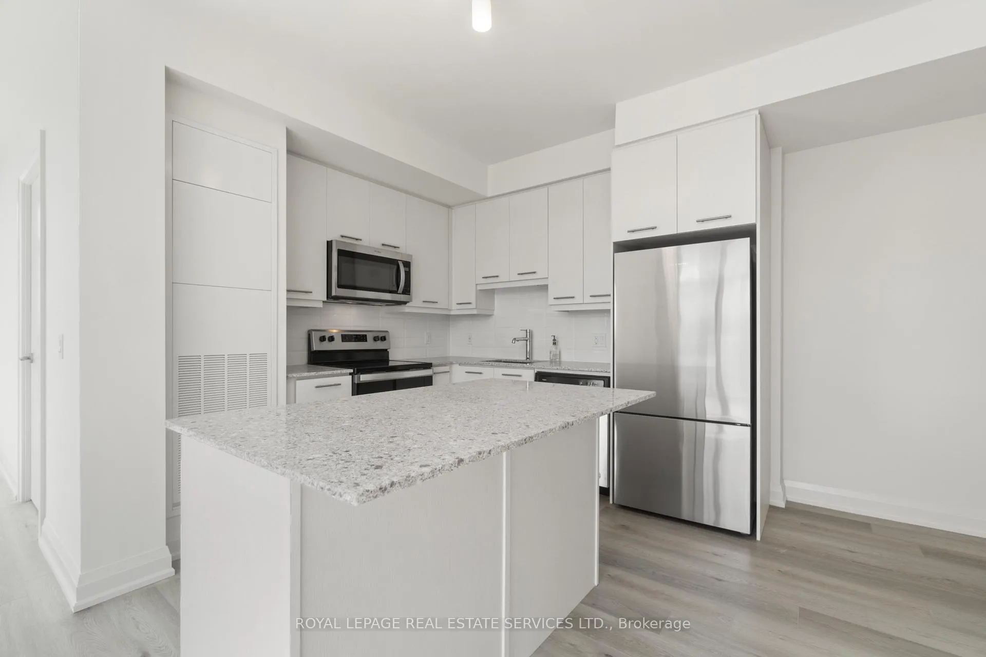 Photo 9 of Unit 1702, 385 Winston Road, Grimsby, Grimsby Beach — HOMEH