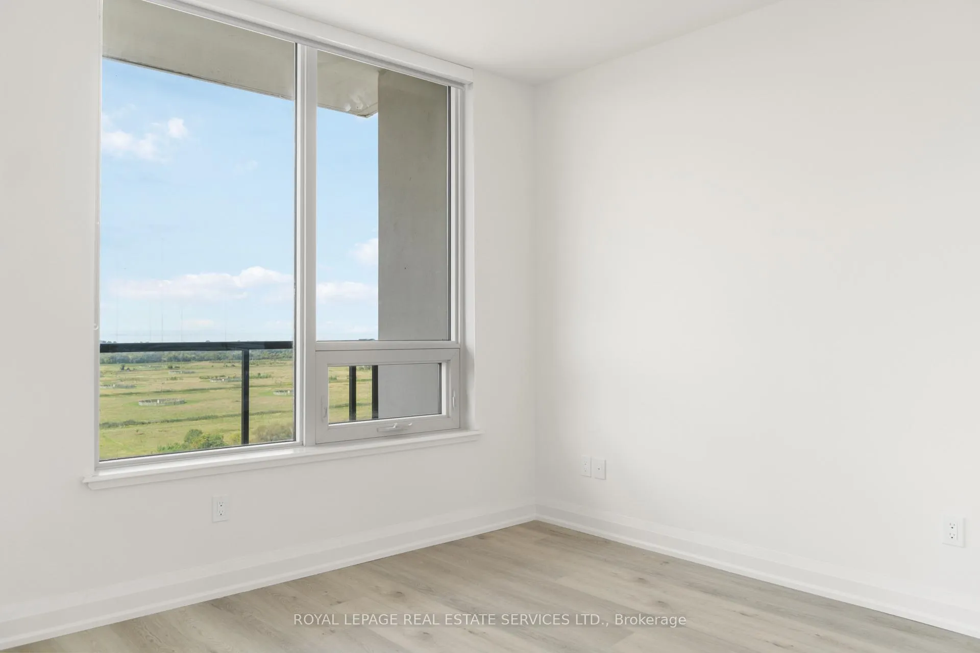 Photo 16 of Unit 1702, 385 Winston Road, Grimsby, Grimsby Beach — HOMEH
