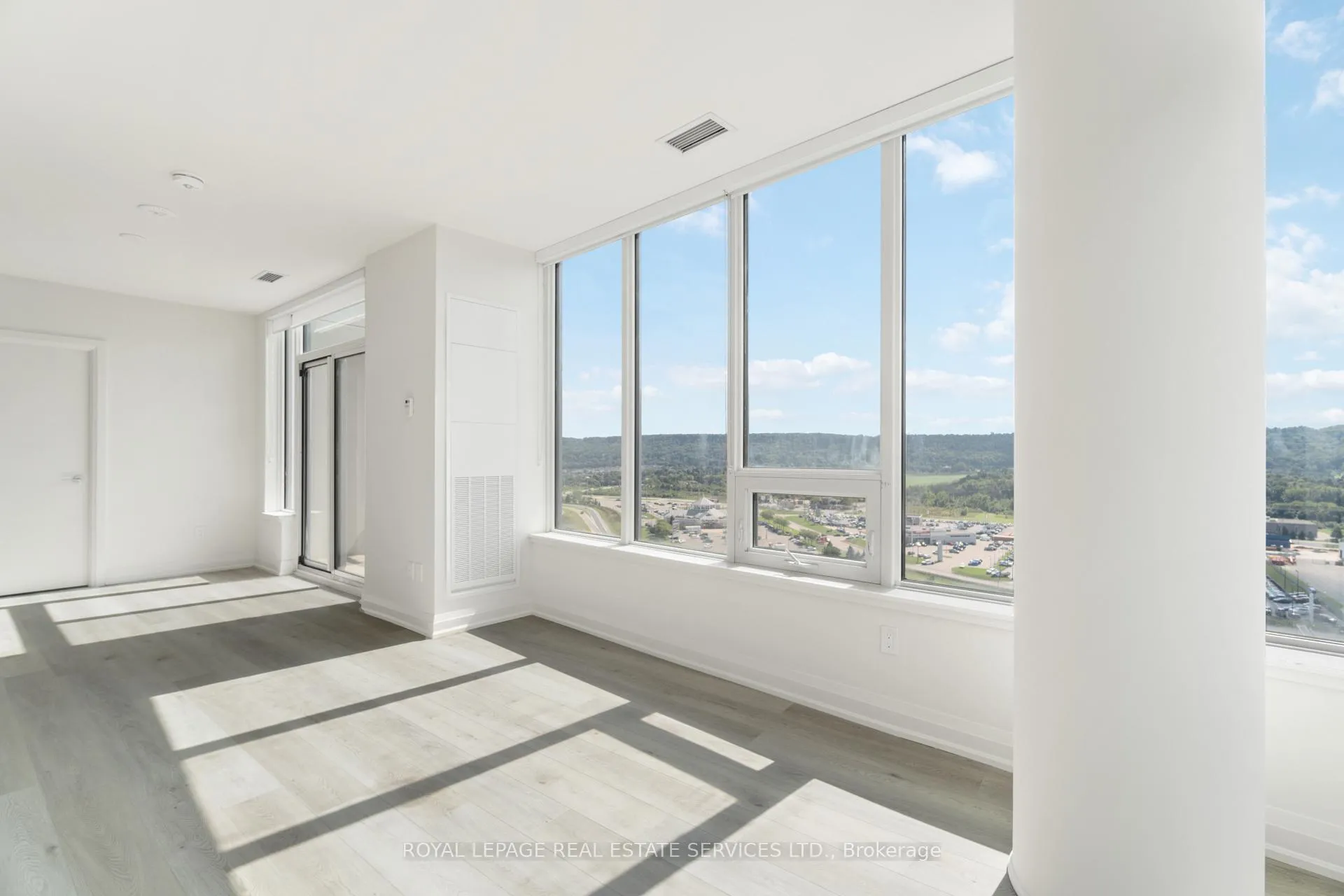 Photo 20 of Unit 1702, 385 Winston Road, Grimsby, Grimsby Beach — HOMEH