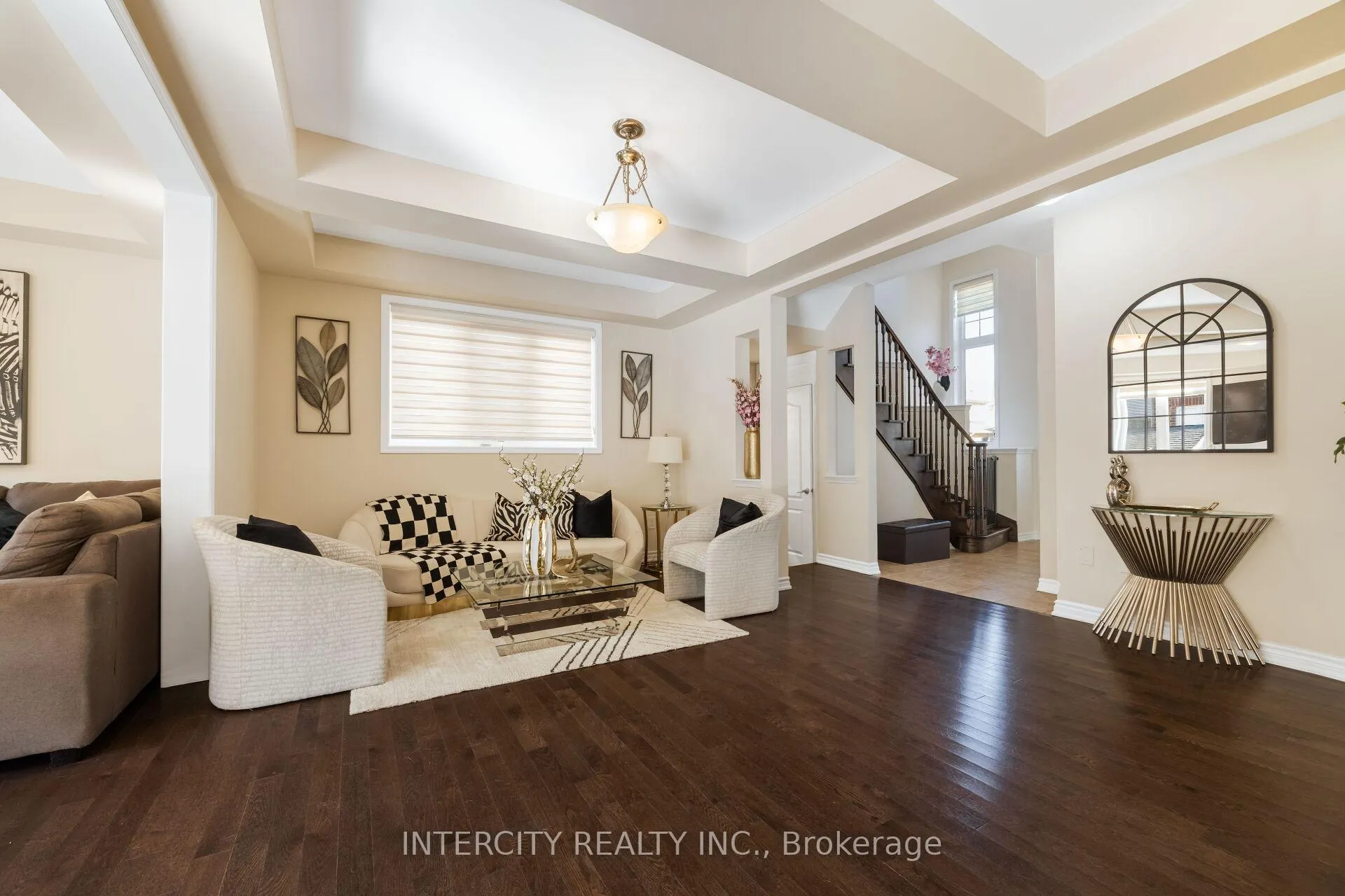 Photo 12 of 19 Enford Crescent, Brampton, Northwest Brampton — HOMEH