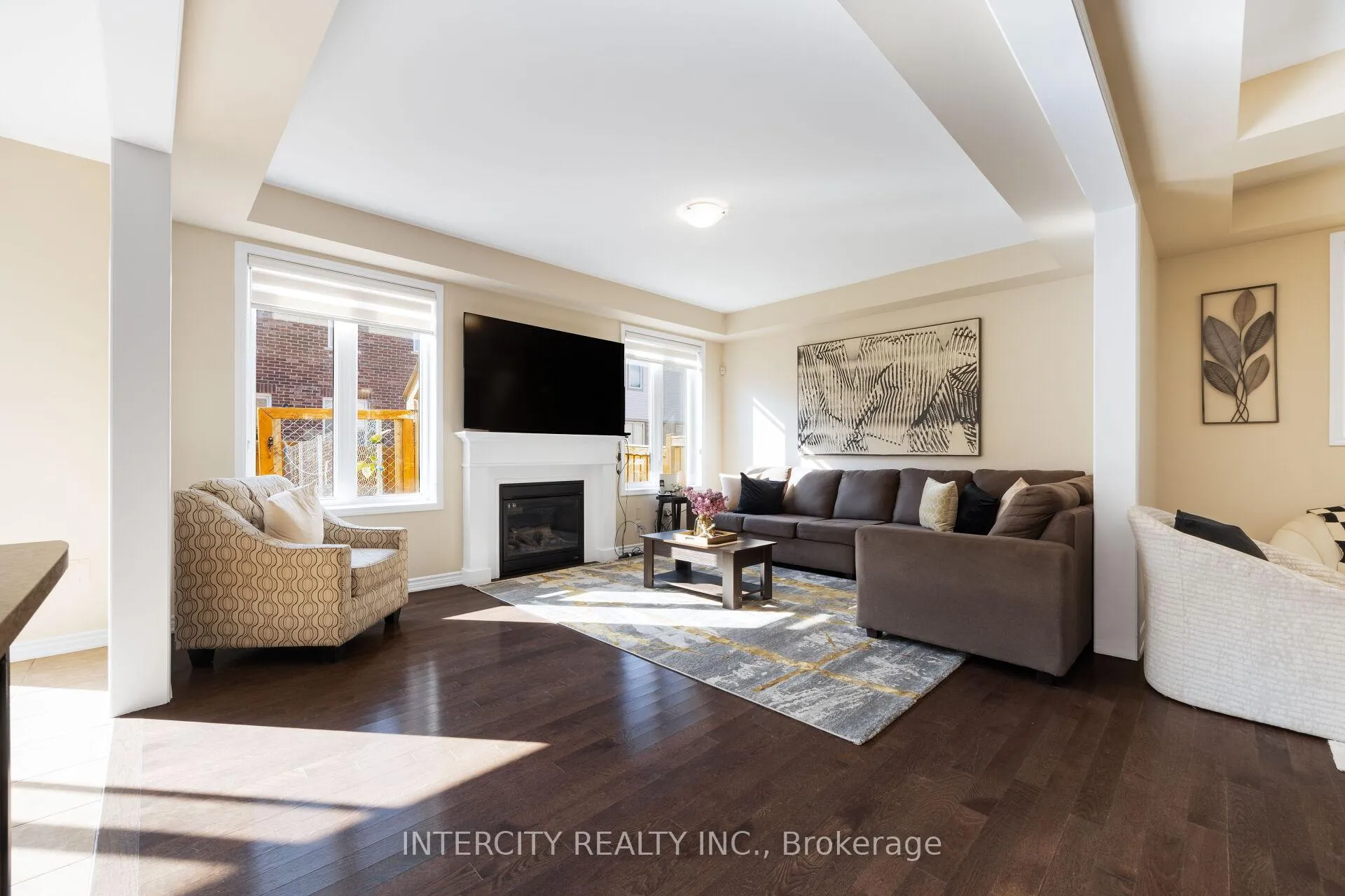 Photo 13 of 19 Enford Crescent, Brampton, Northwest Brampton — HOMEH