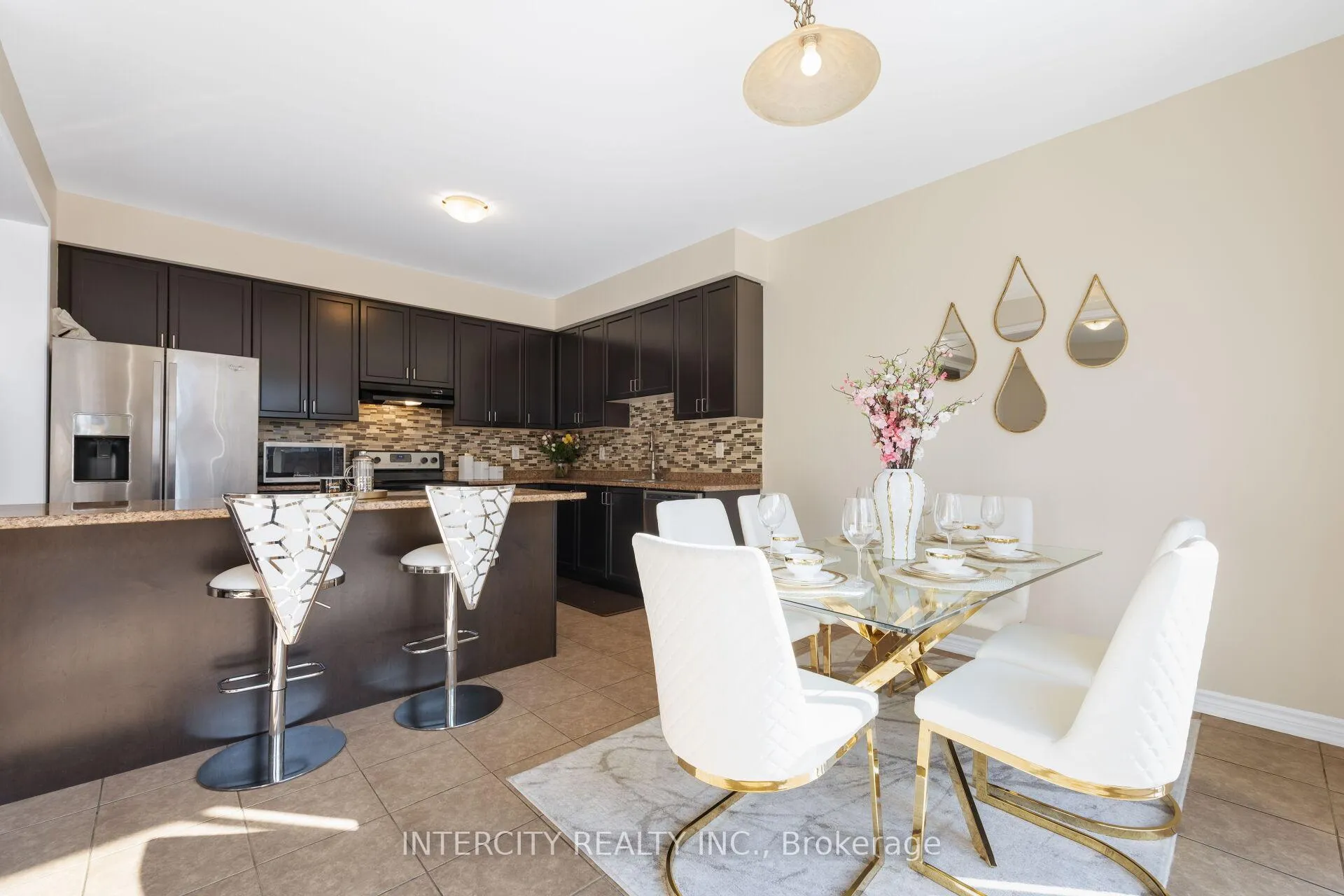 Photo 19 of 19 Enford Crescent, Brampton, Northwest Brampton — HOMEH
