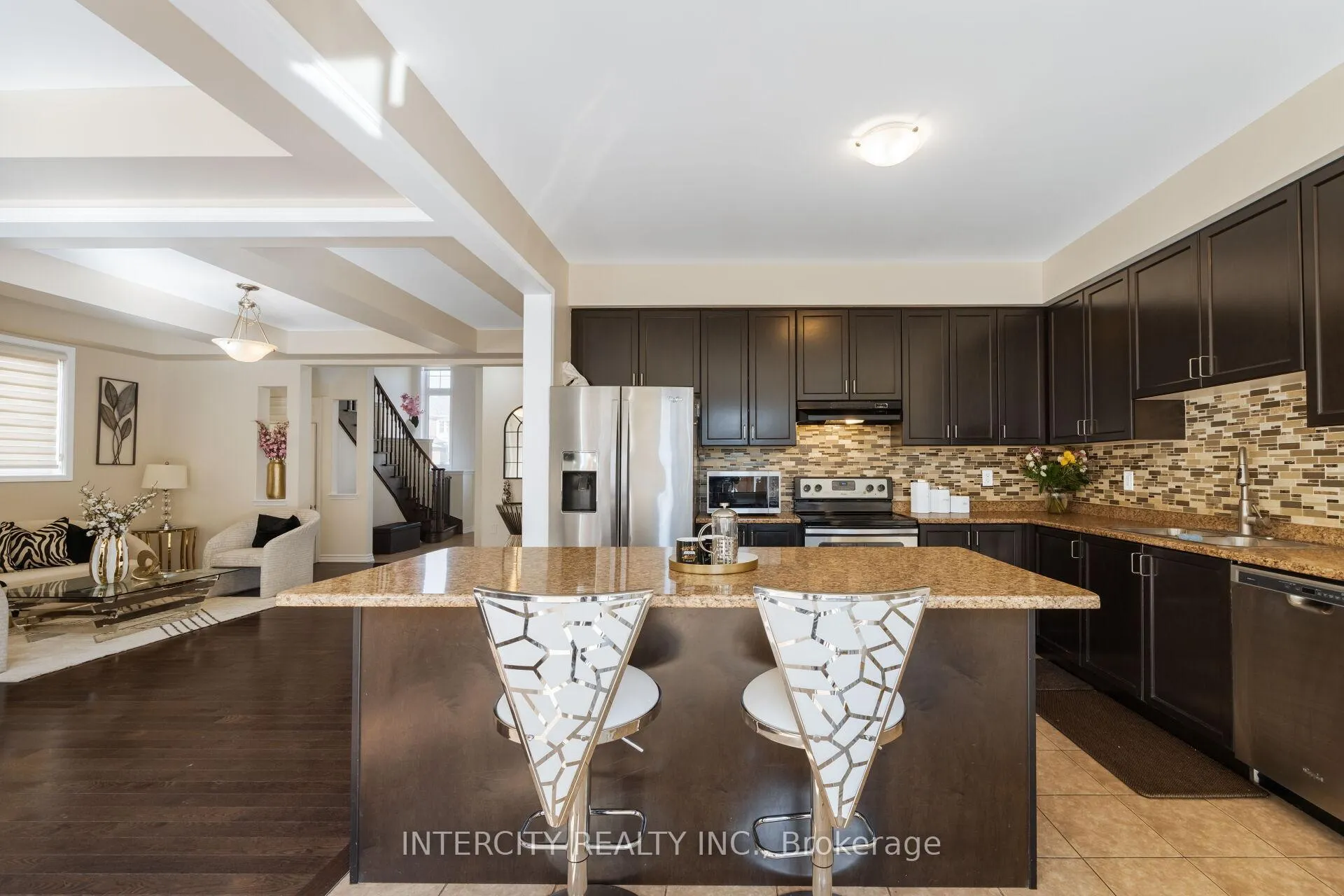 Photo 20 of 19 Enford Crescent, Brampton, Northwest Brampton — HOMEH