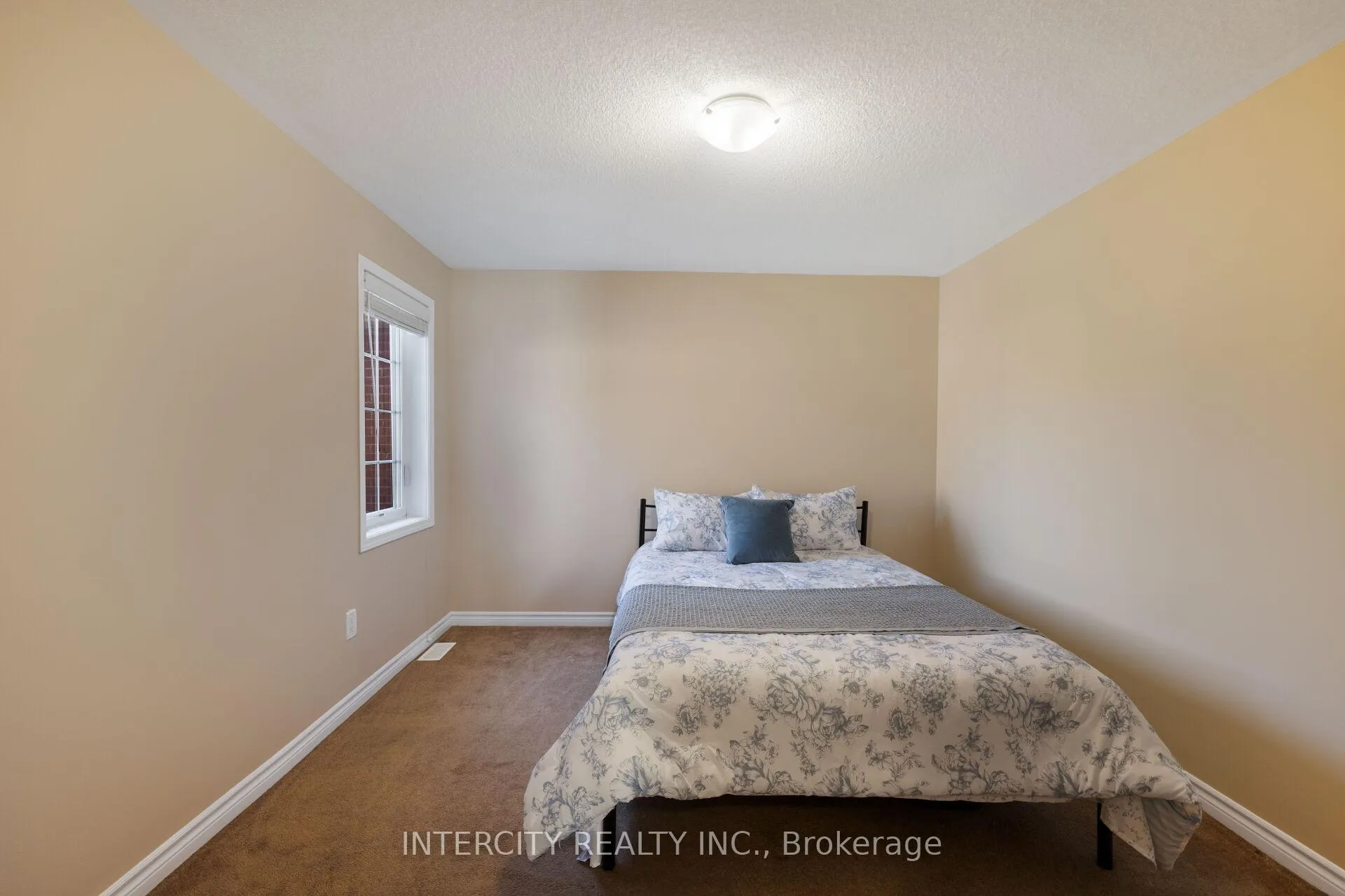 Photo 39 of 19 Enford Crescent, Brampton, Northwest Brampton — HOMEH