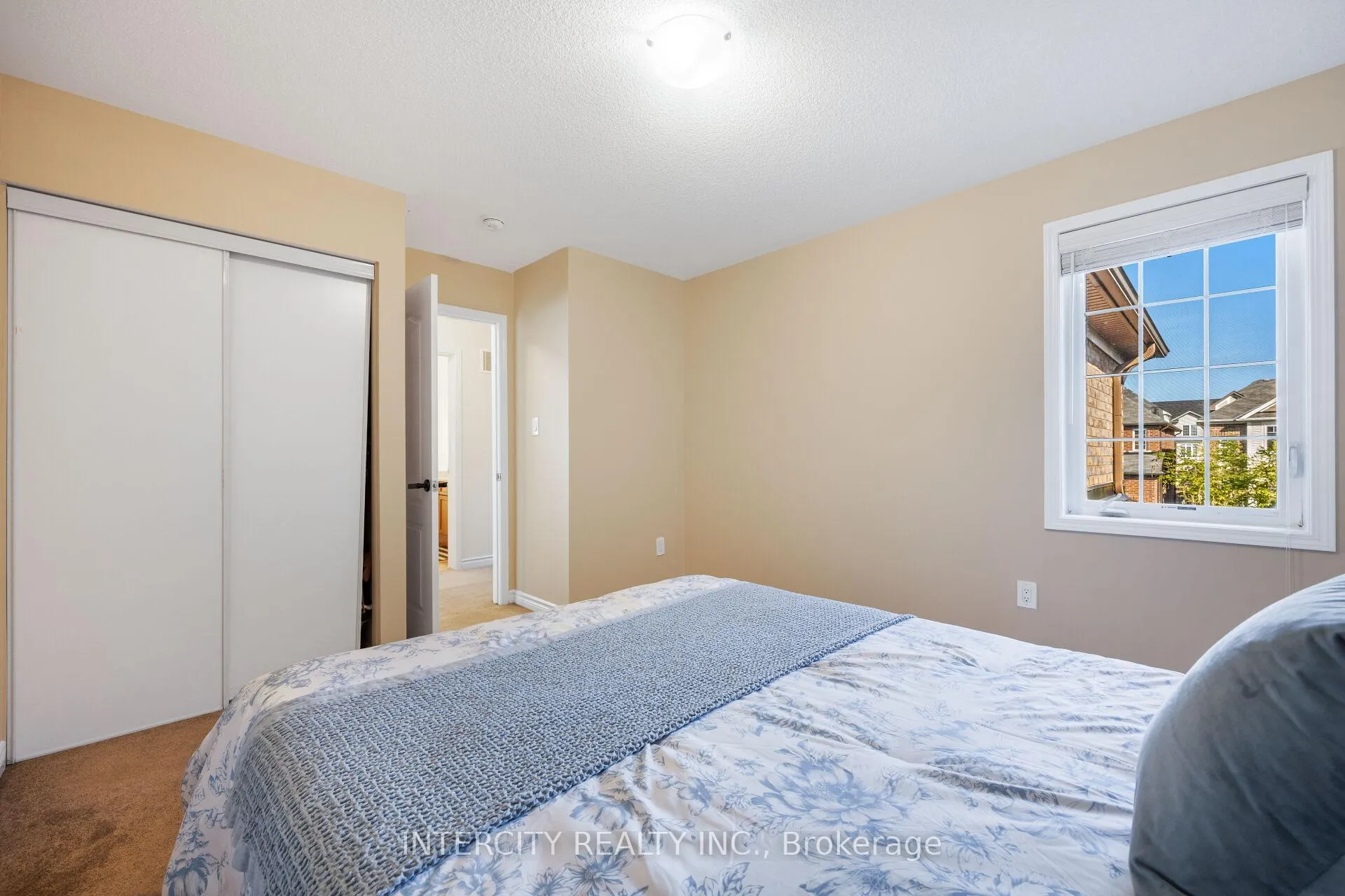 Photo 42 of 19 Enford Crescent, Brampton, Northwest Brampton — HOMEH