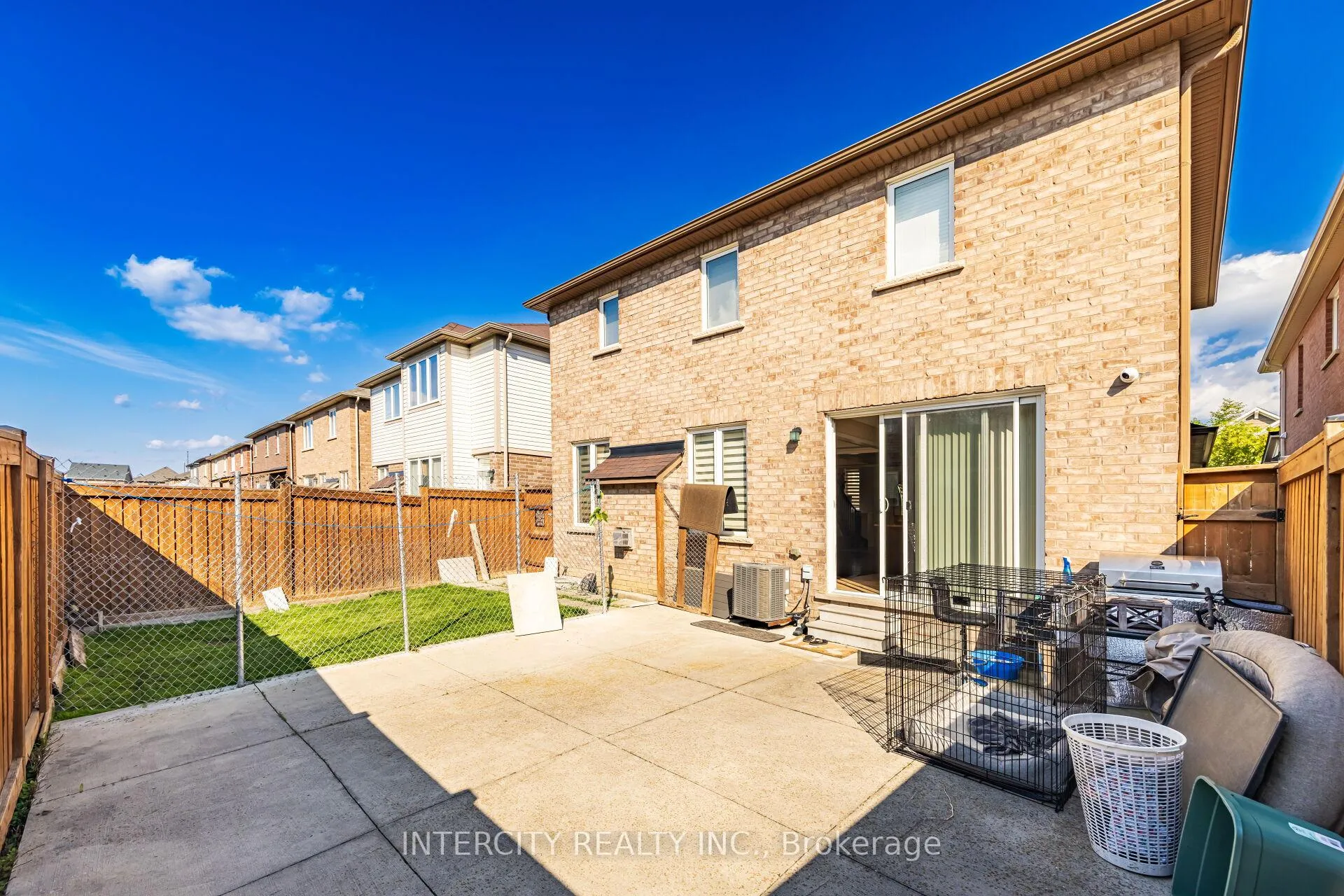 Photo 49 of 19 Enford Crescent, Brampton, Northwest Brampton — HOMEH
