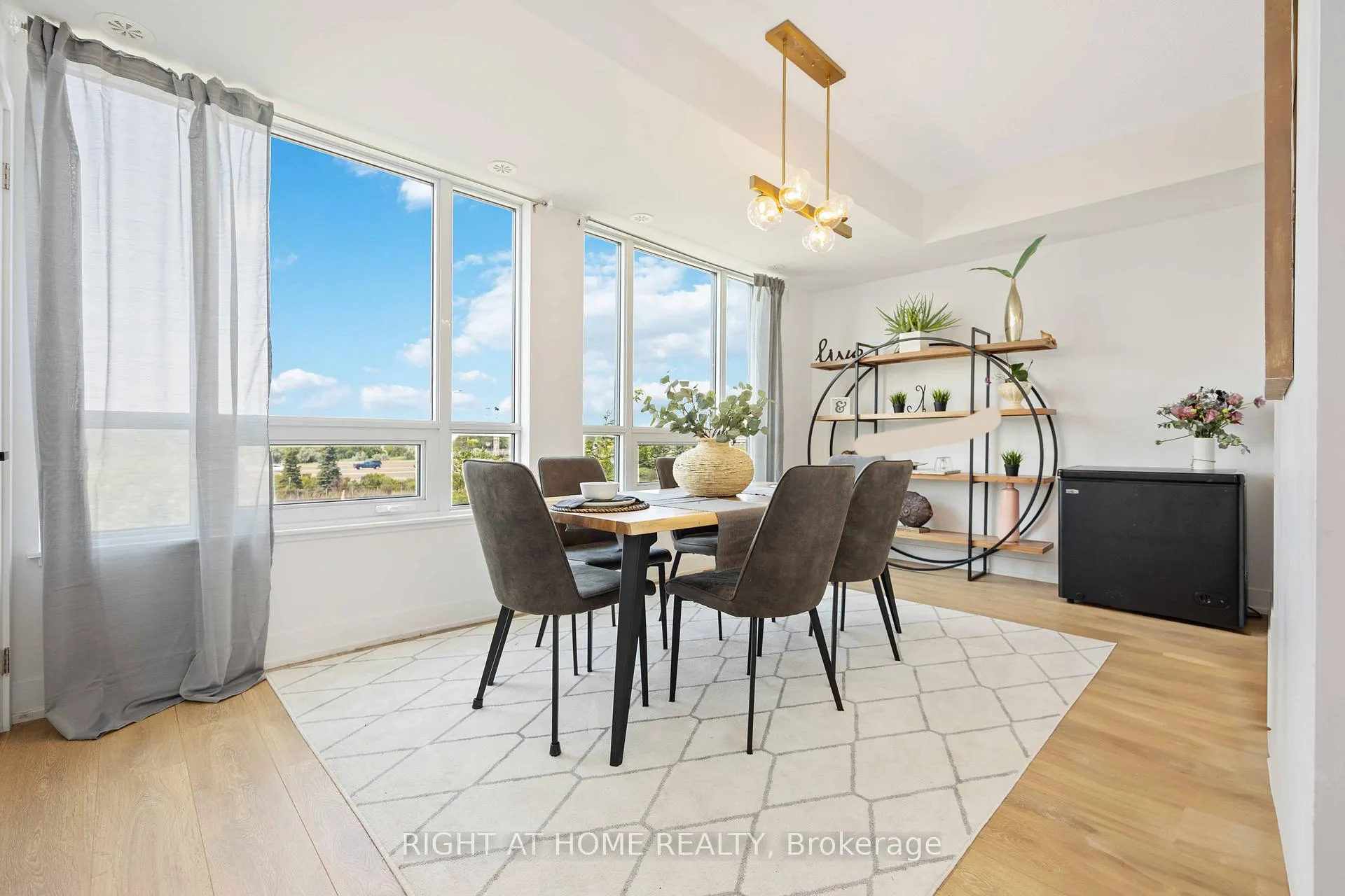 Photo 13 of Unit Th8, 1245 Bayly Street, Pickering, Bay Ridges — HOMEH