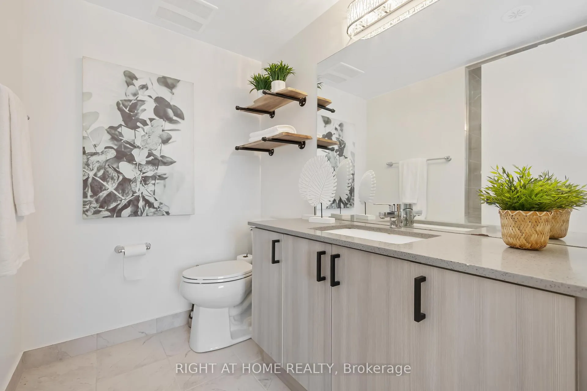 Photo 18 of Unit Th8, 1245 Bayly Street, Pickering, Bay Ridges — HOMEH