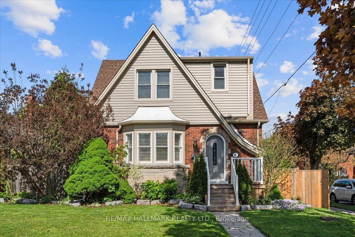 Photo 1 of 62 Tuxedo Avenue S, Hamilton, Delta — HOMEH