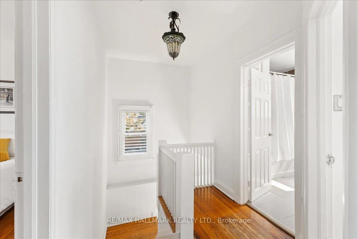 Photo 17 of 62 Tuxedo Avenue S, Hamilton, Delta — HOMEH