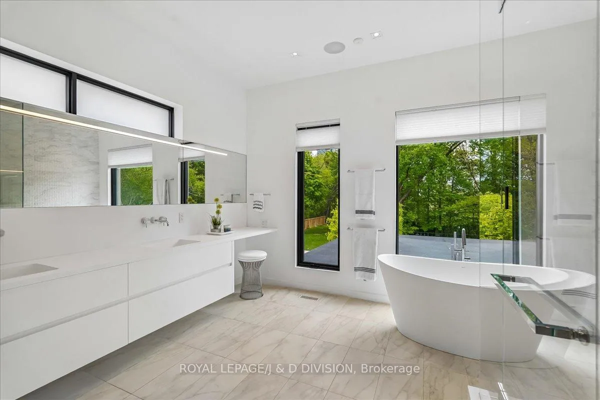 Photo 22 of 134 Rykert Crescent, Toronto, Leaside — HOMEH