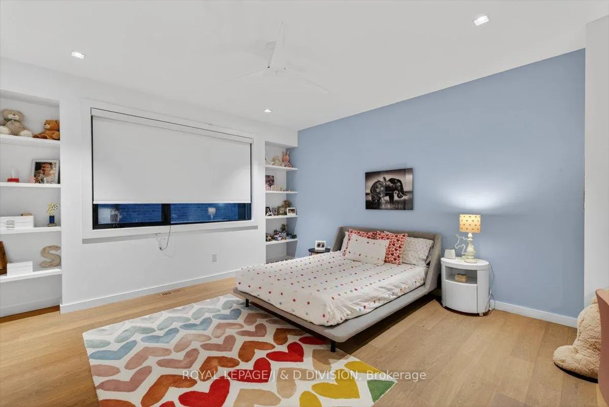 Photo 24 of 134 Rykert Crescent, Toronto, Leaside — HOMEH