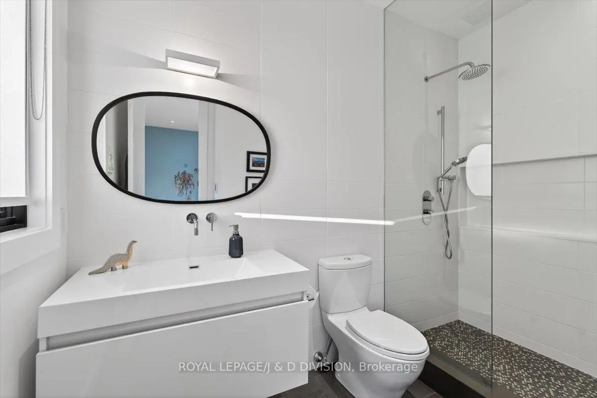 Photo 27 of 134 Rykert Crescent, Toronto, Leaside — HOMEH