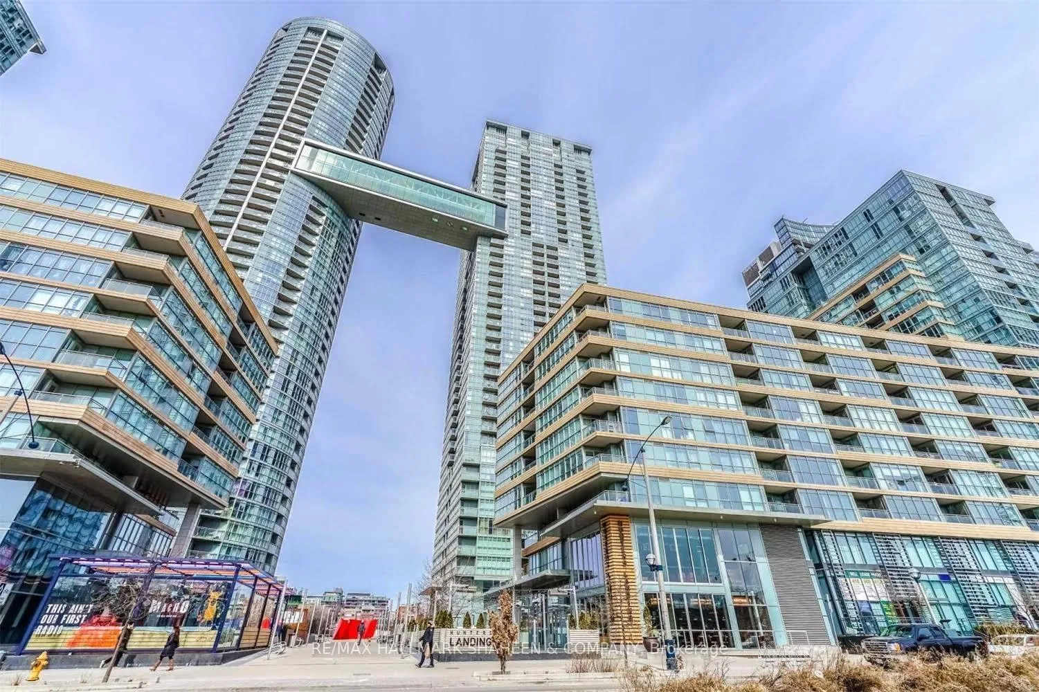 Photo 1 of Unit 2105, 15 Iceboat Terrace, Toronto, Waterfront Communities — HOMEH