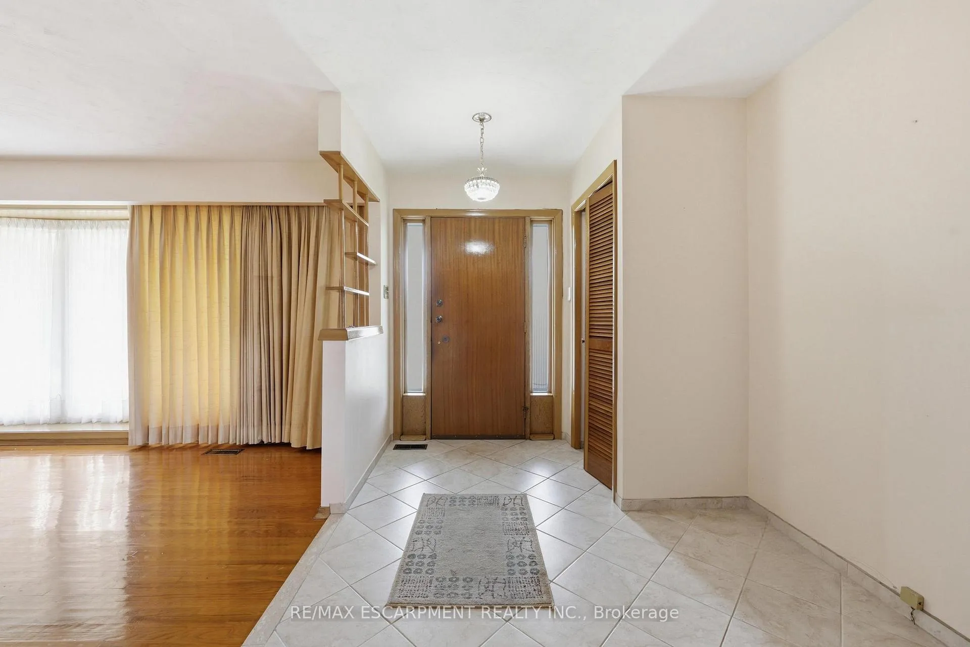 Photo 7 of 61 Bellingham Drive, Hamilton, Lawfield — HOMEH