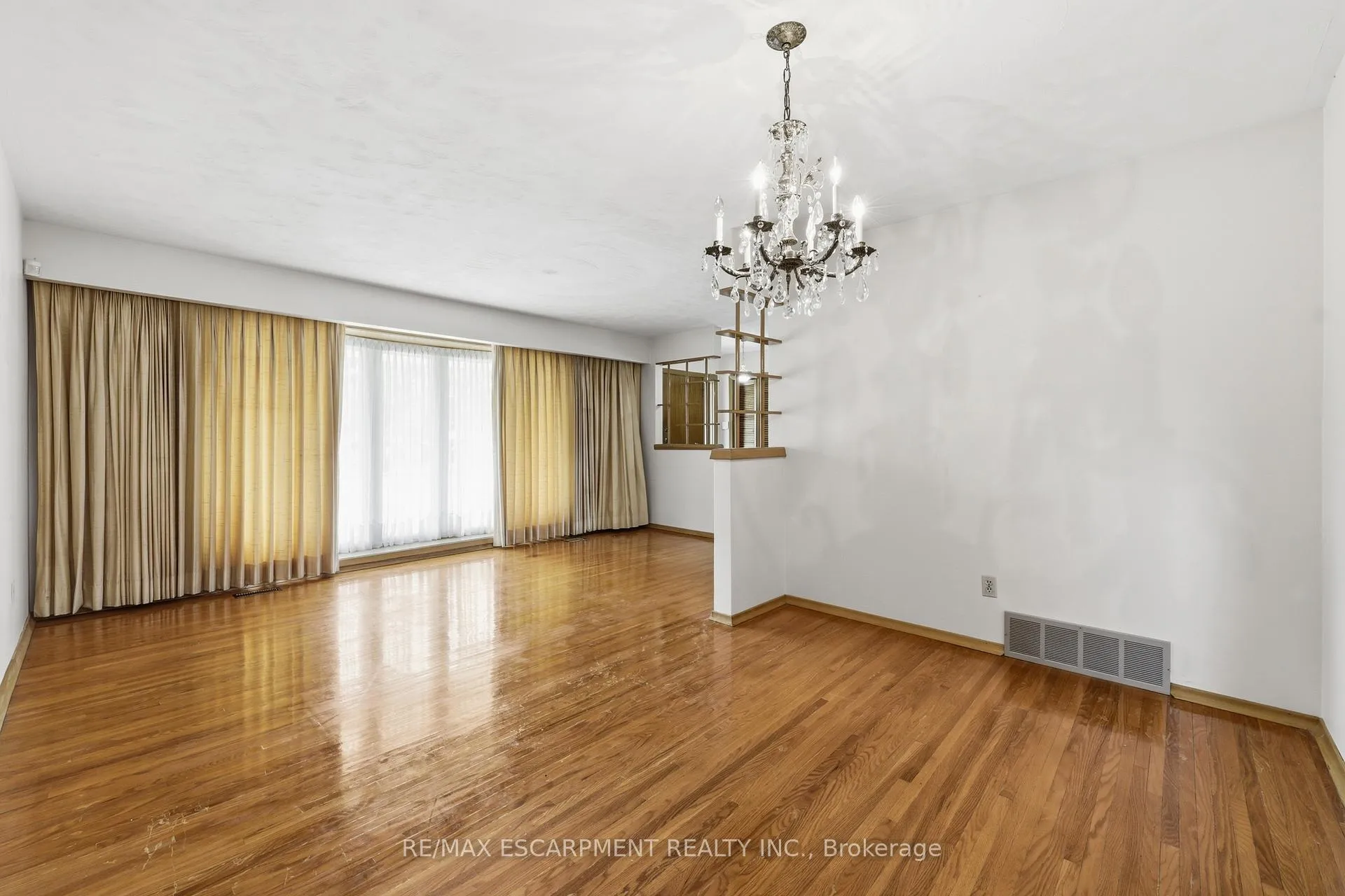 Photo 11 of 61 Bellingham Drive, Hamilton, Lawfield — HOMEH